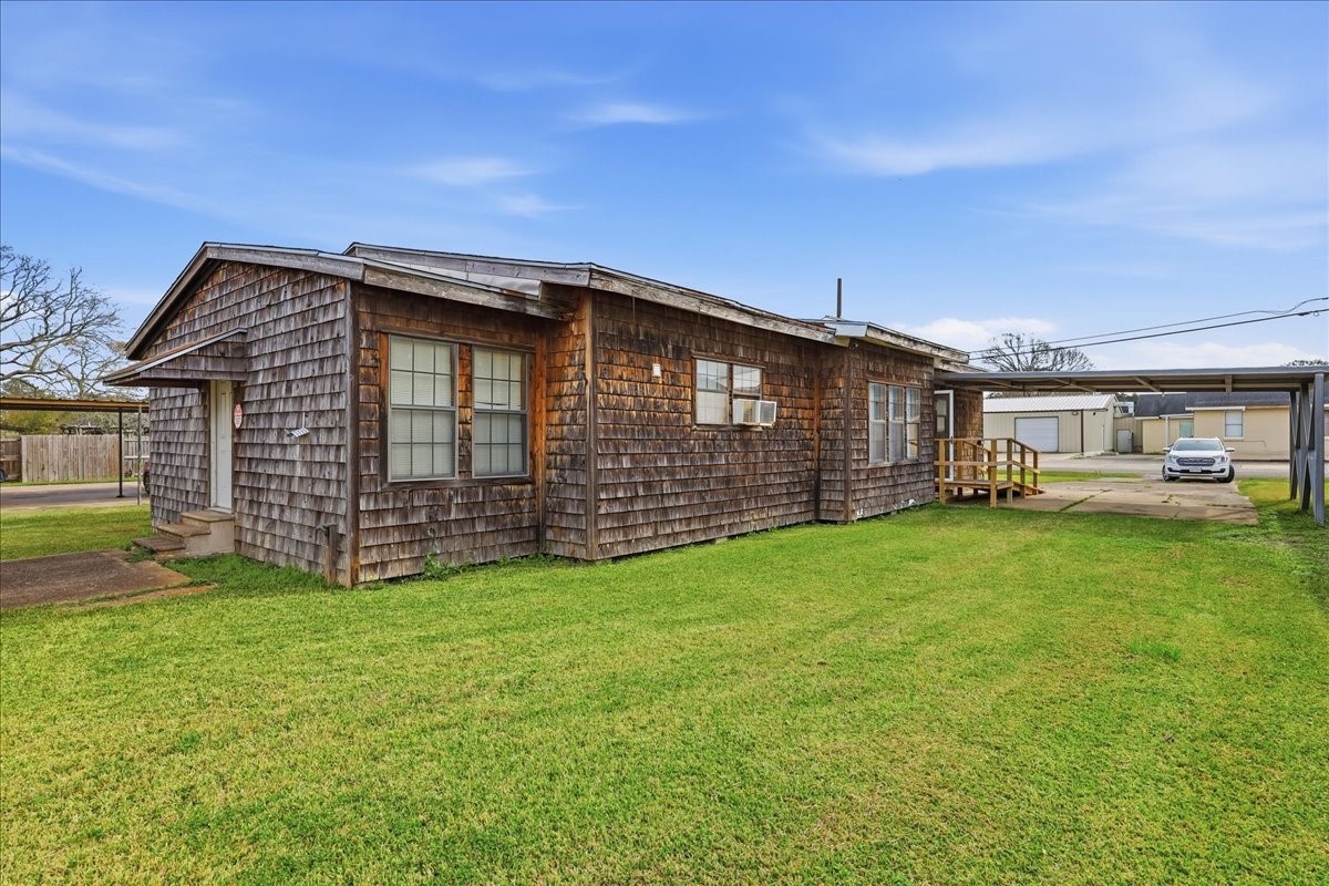 2126 7th Street Property Photo 3