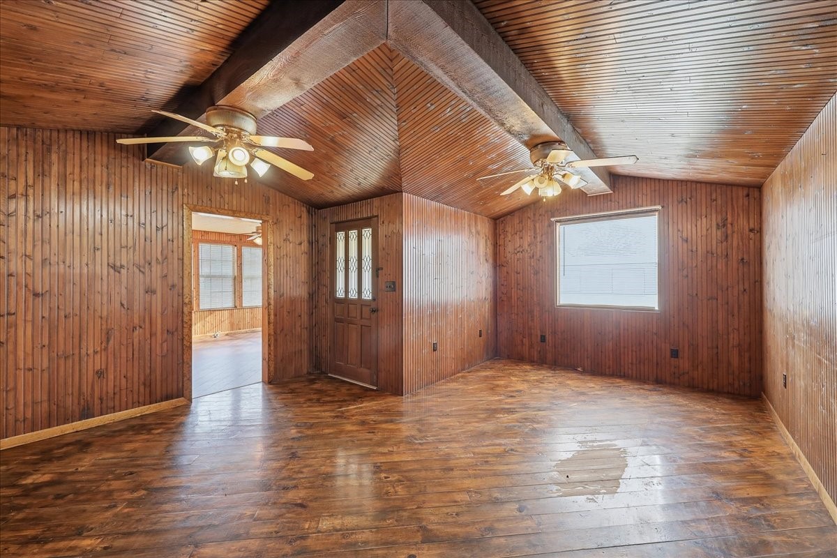 2126 7th Street Property Photo 5
