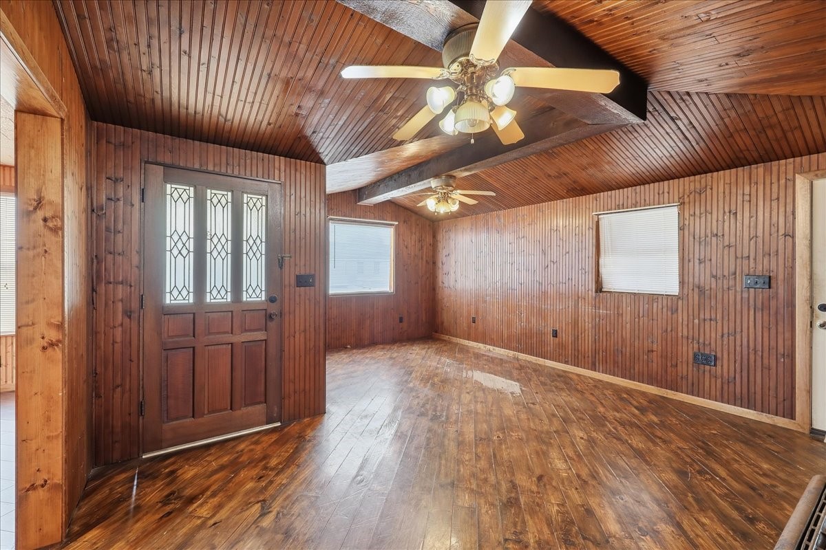 2126 7th Street Property Photo 6