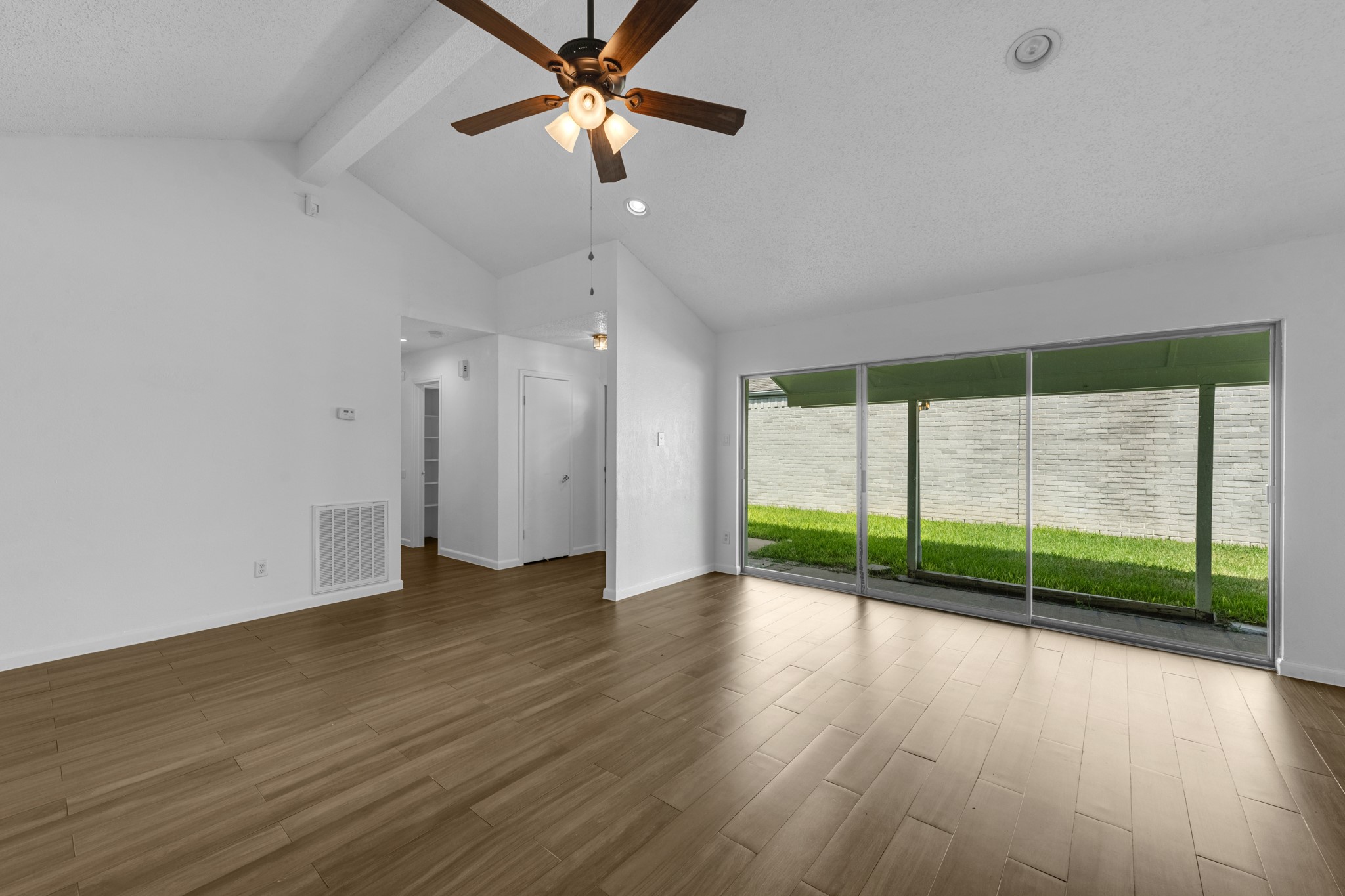 13835 Walnut Hollow Lane Property Photo 9