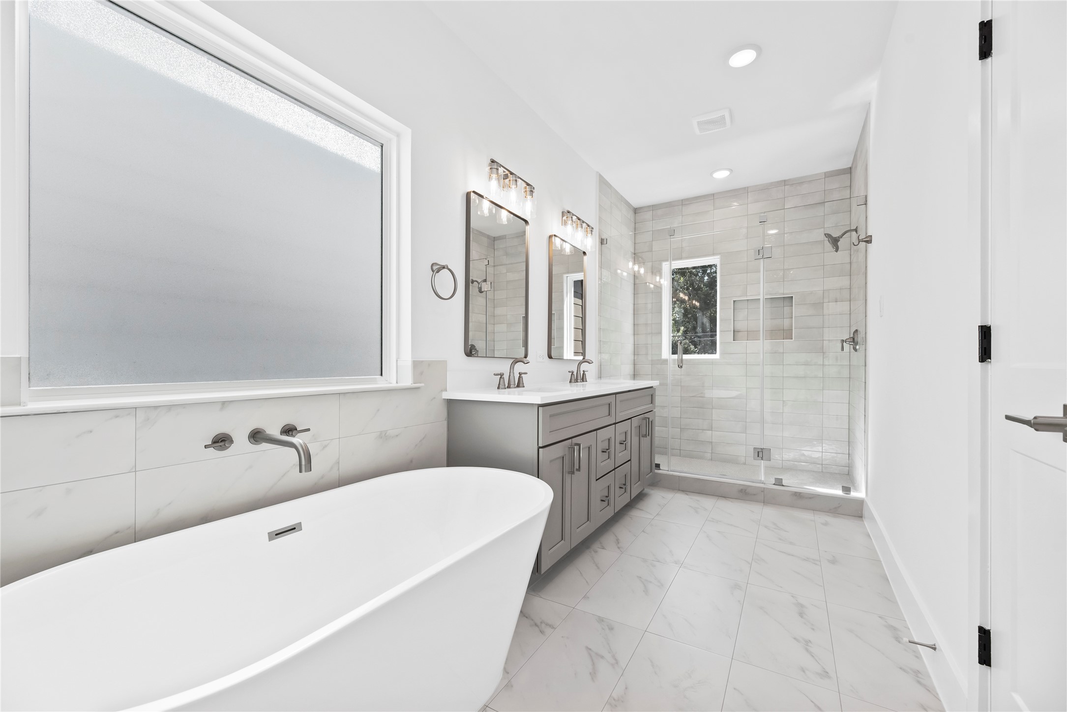 1306 Neiman Lane Property Photo 4