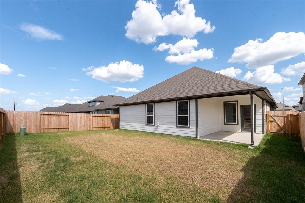 22606 Ginosa Trail Property Photo 31