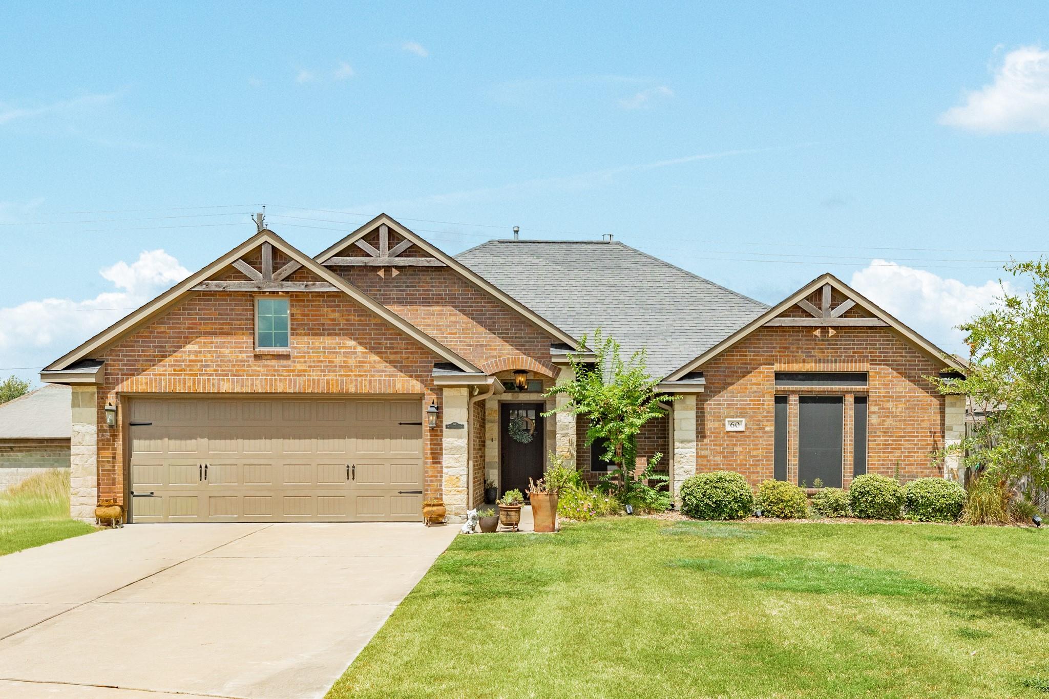 60 Dove Tree Court, Lake Jackson TX 77566 Property Photo 1