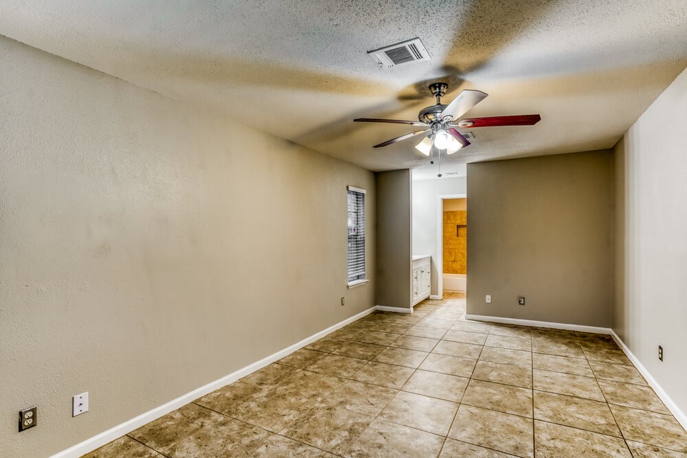 22630 Leedstown Lane Property Photo 9