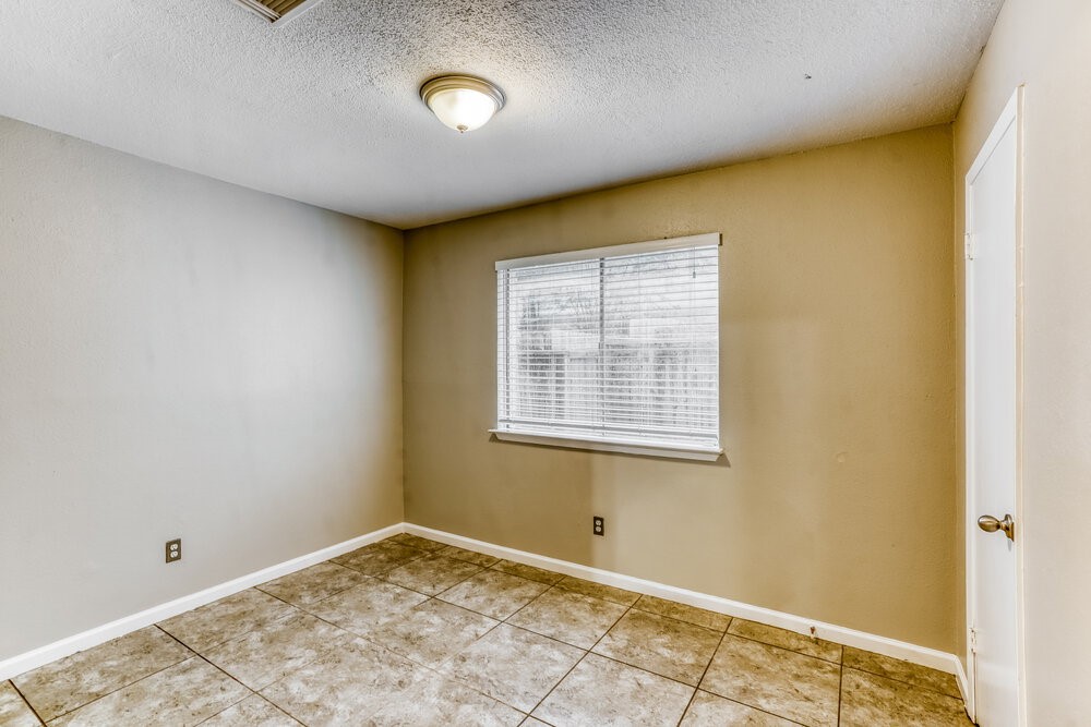 22630 Leedstown Lane Property Photo 12