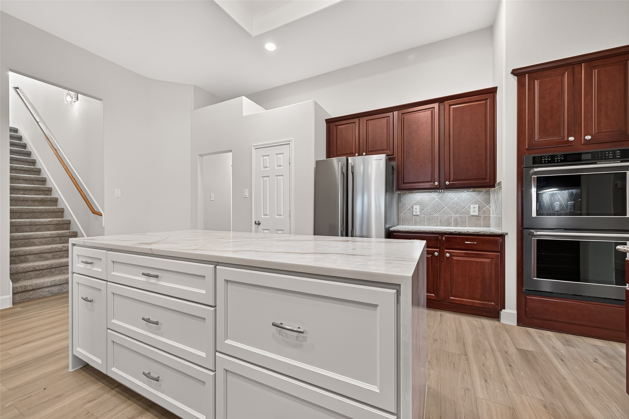 506 Pearlstone Court Property Photo 6