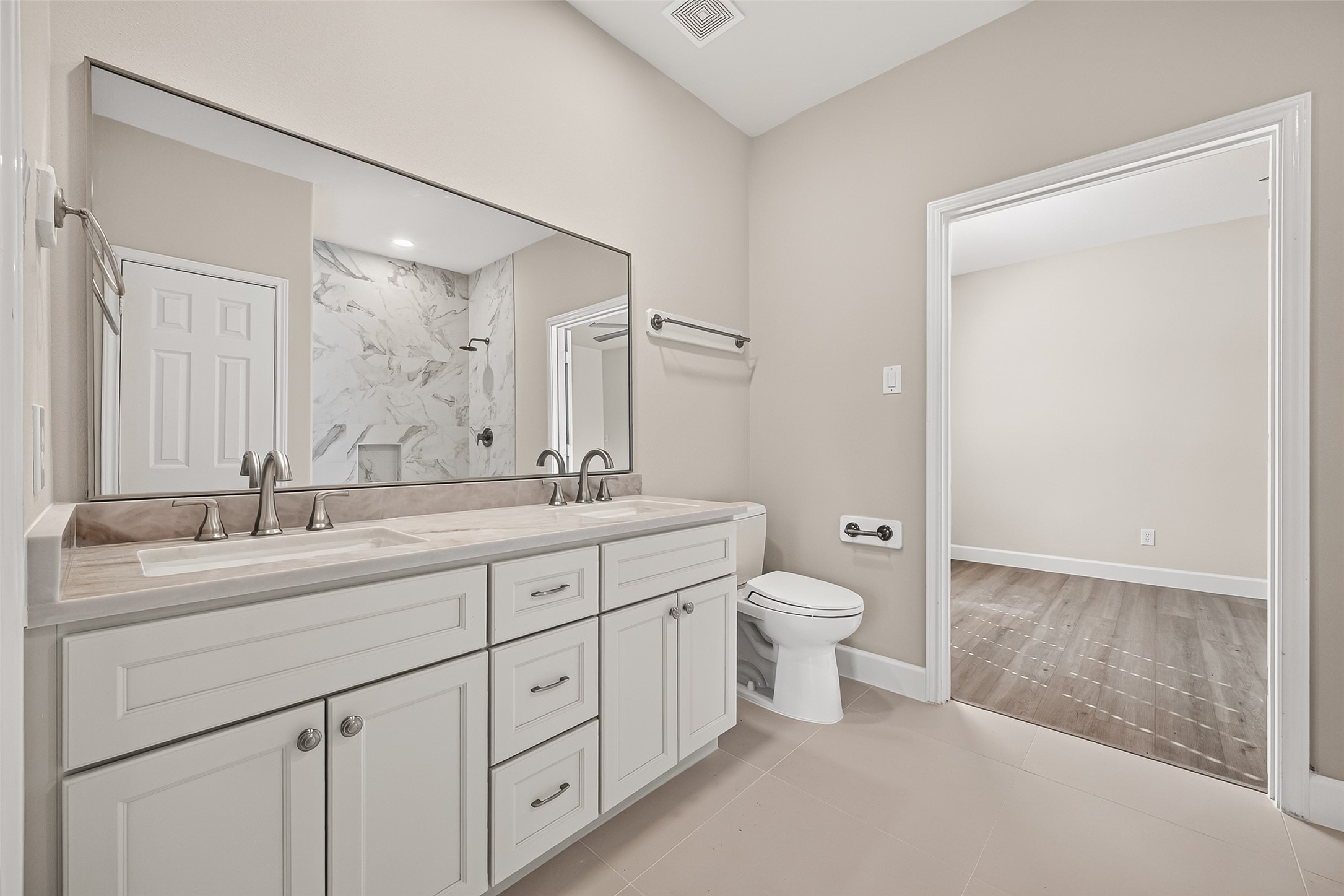506 Pearlstone Court Property Photo 12