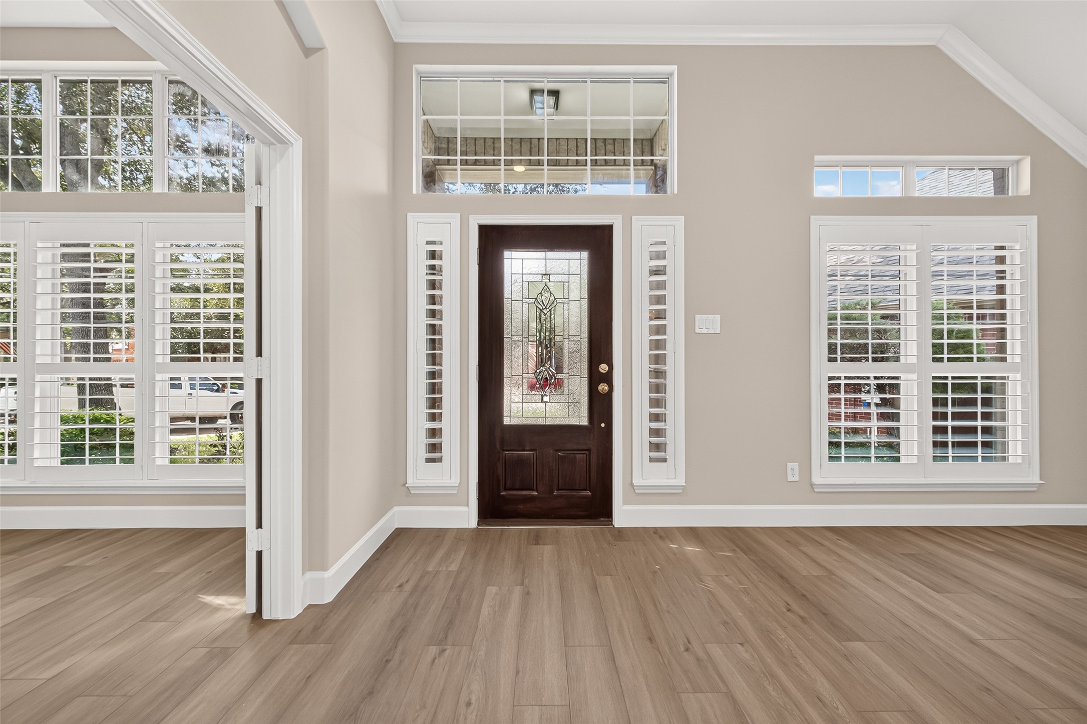 506 Pearlstone Court Property Photo 18