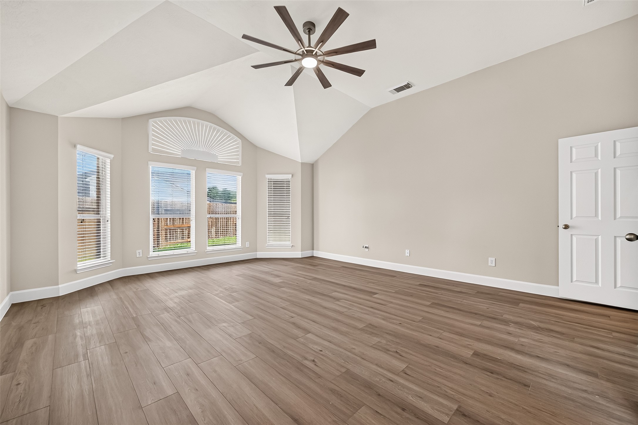 506 Pearlstone Court Property Photo 33