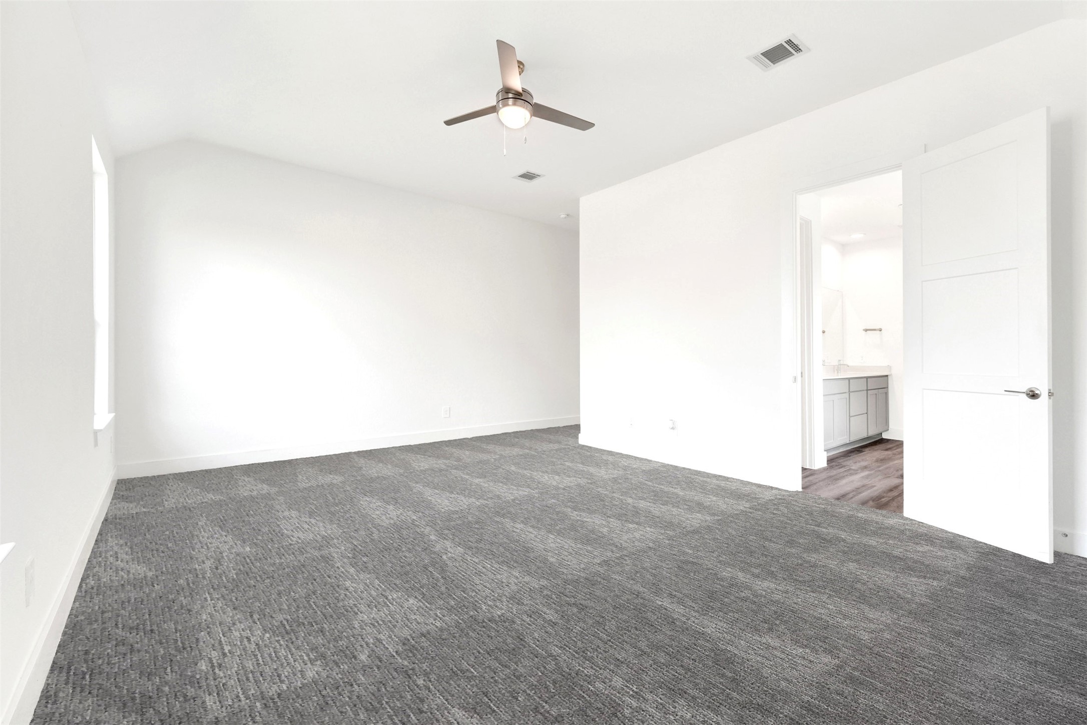 153 Aurora Springs Drive Property Photo 24