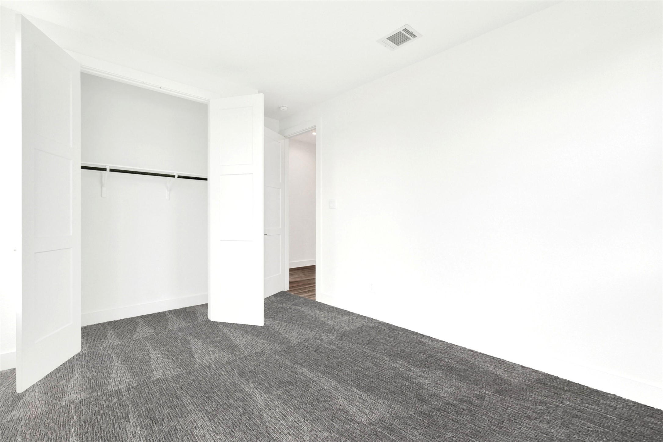 153 Aurora Springs Drive Property Photo 29