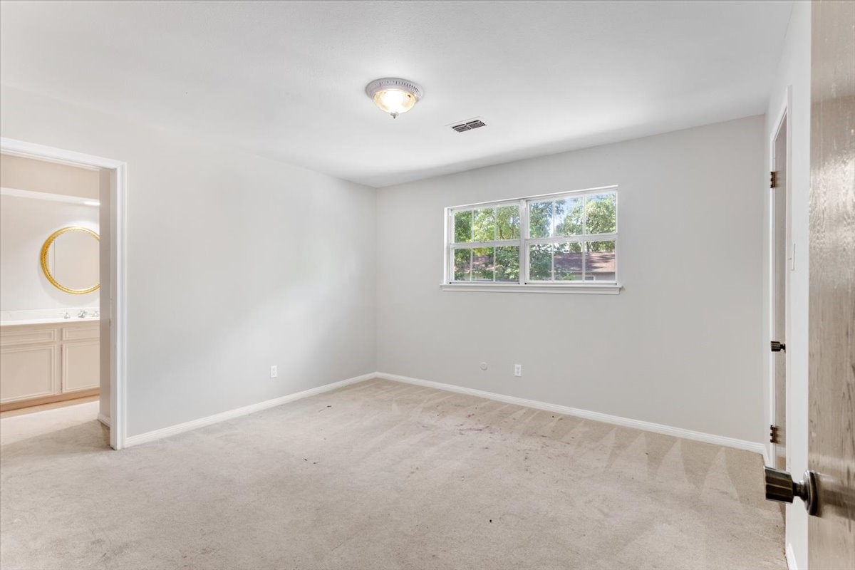 5431 Crown Colony Property Photo 28