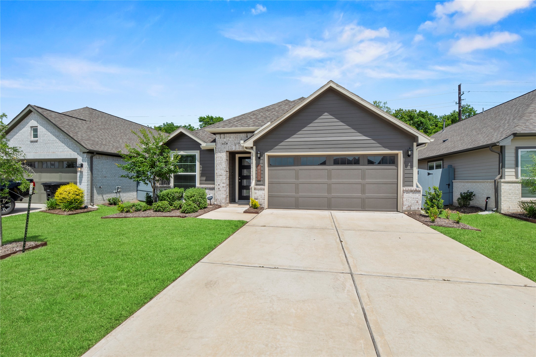 8415 Red Shiner Way Property Photo 2
