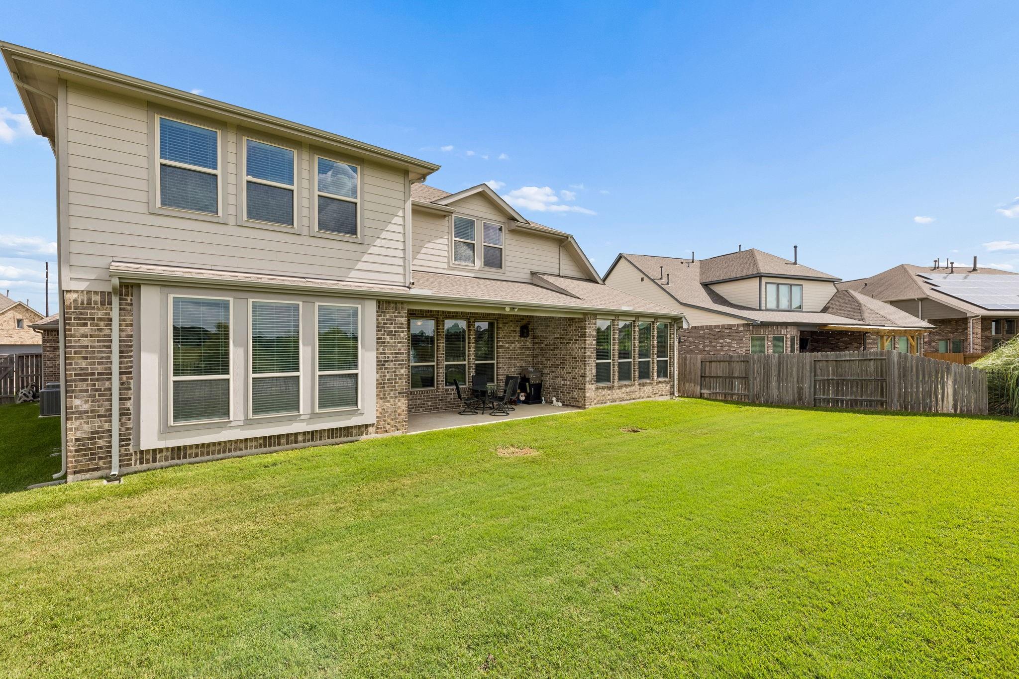 7515 Windsong Bend Road Property Photo 47