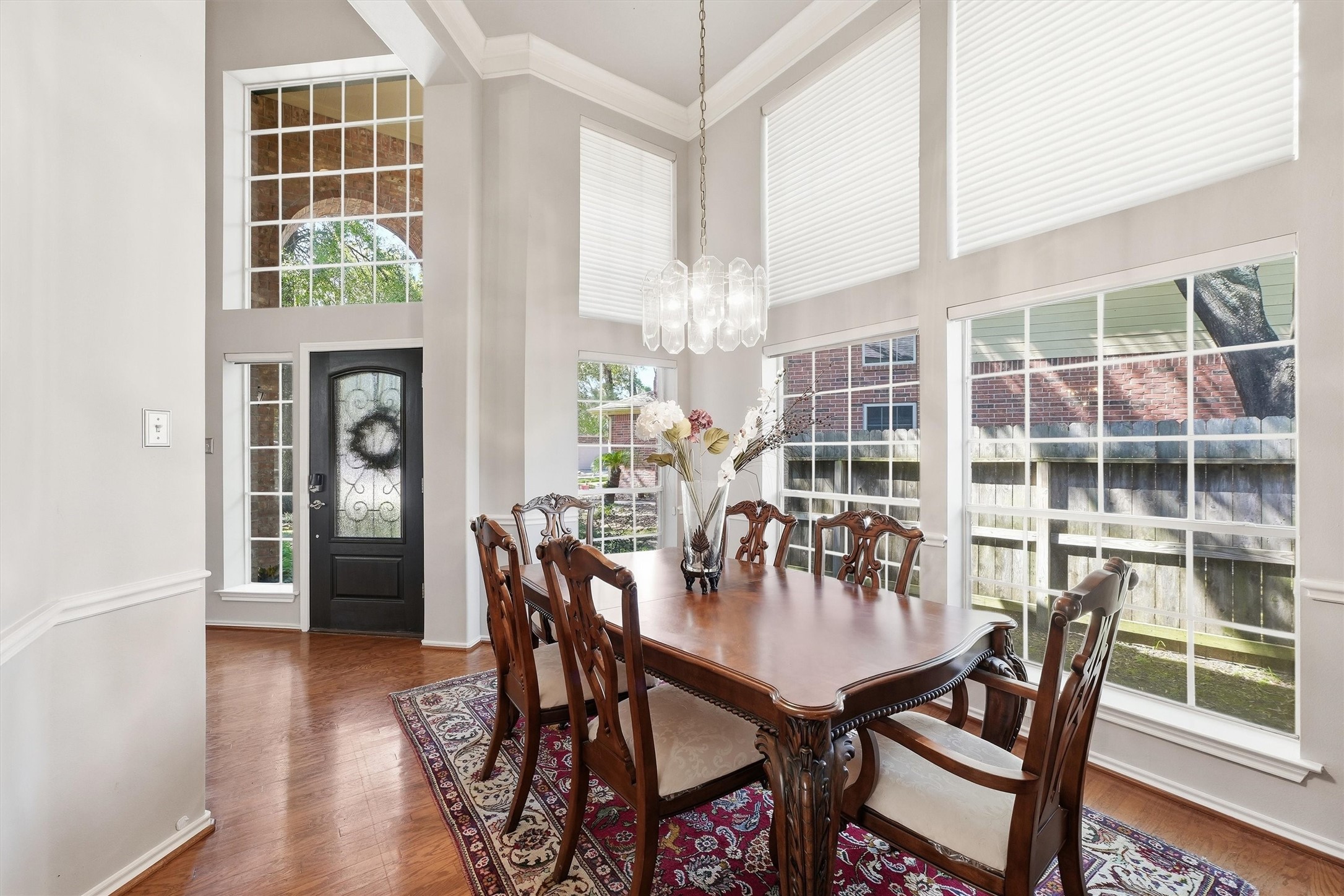2426 Mills Creek Drive Property Photo 8