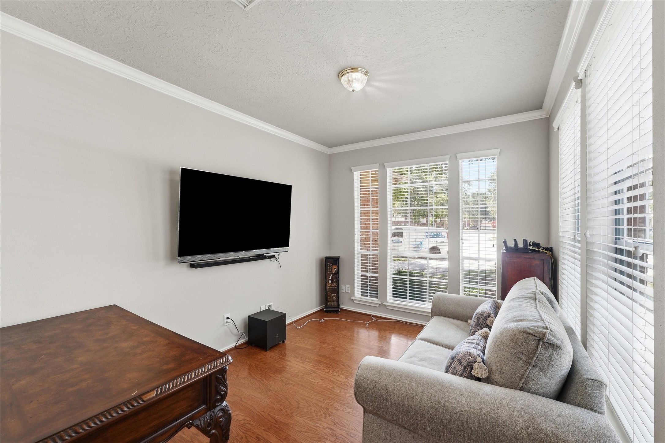 2426 Mills Creek Drive Property Photo 18