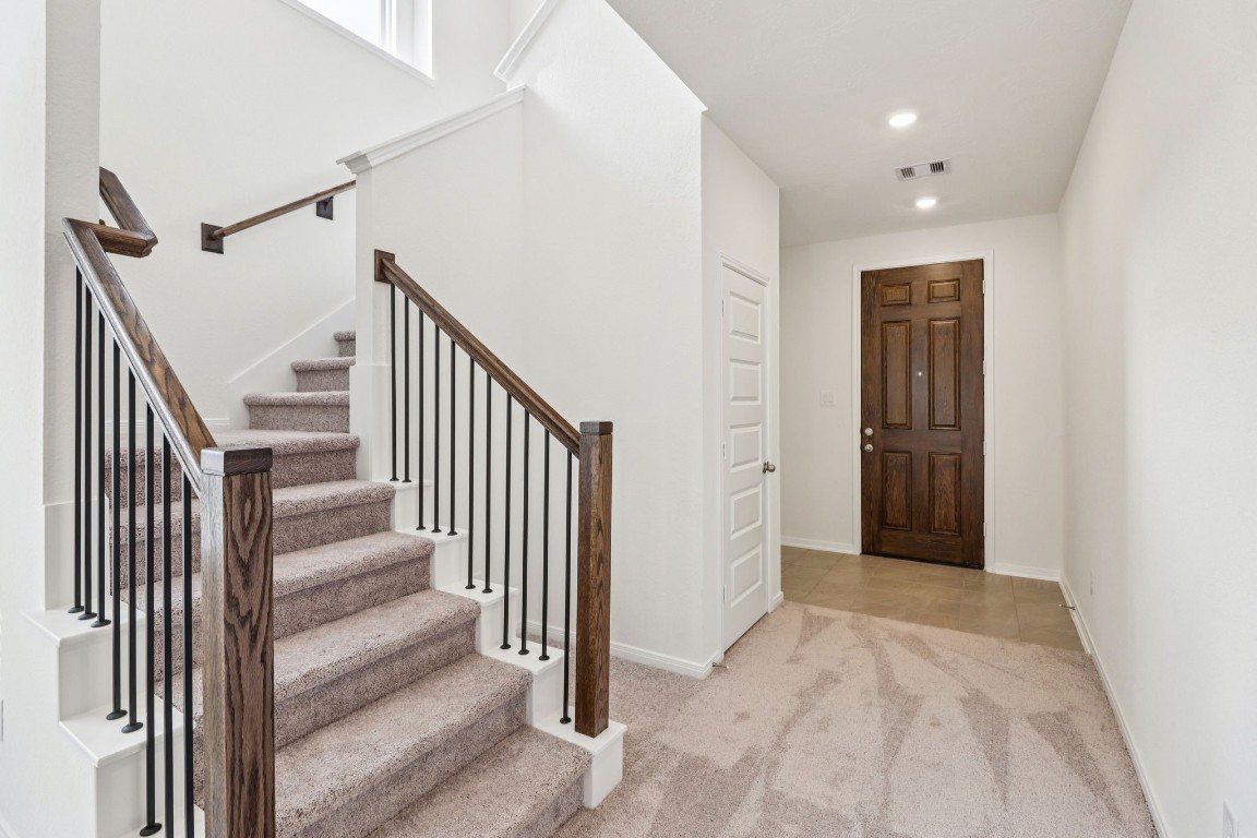 850 Mustang Ridge Terrace Property Photo 4