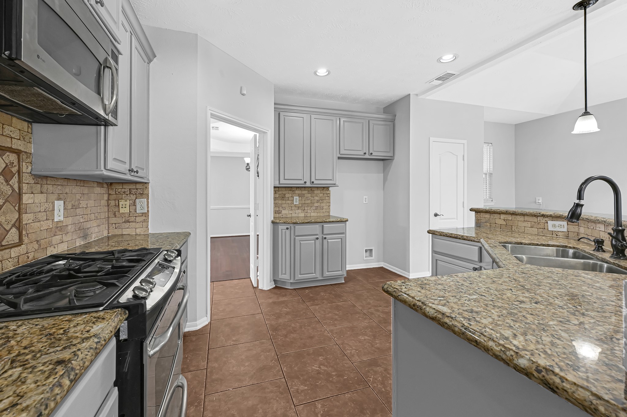 19010 Canyon Star Court Property Photo 10
