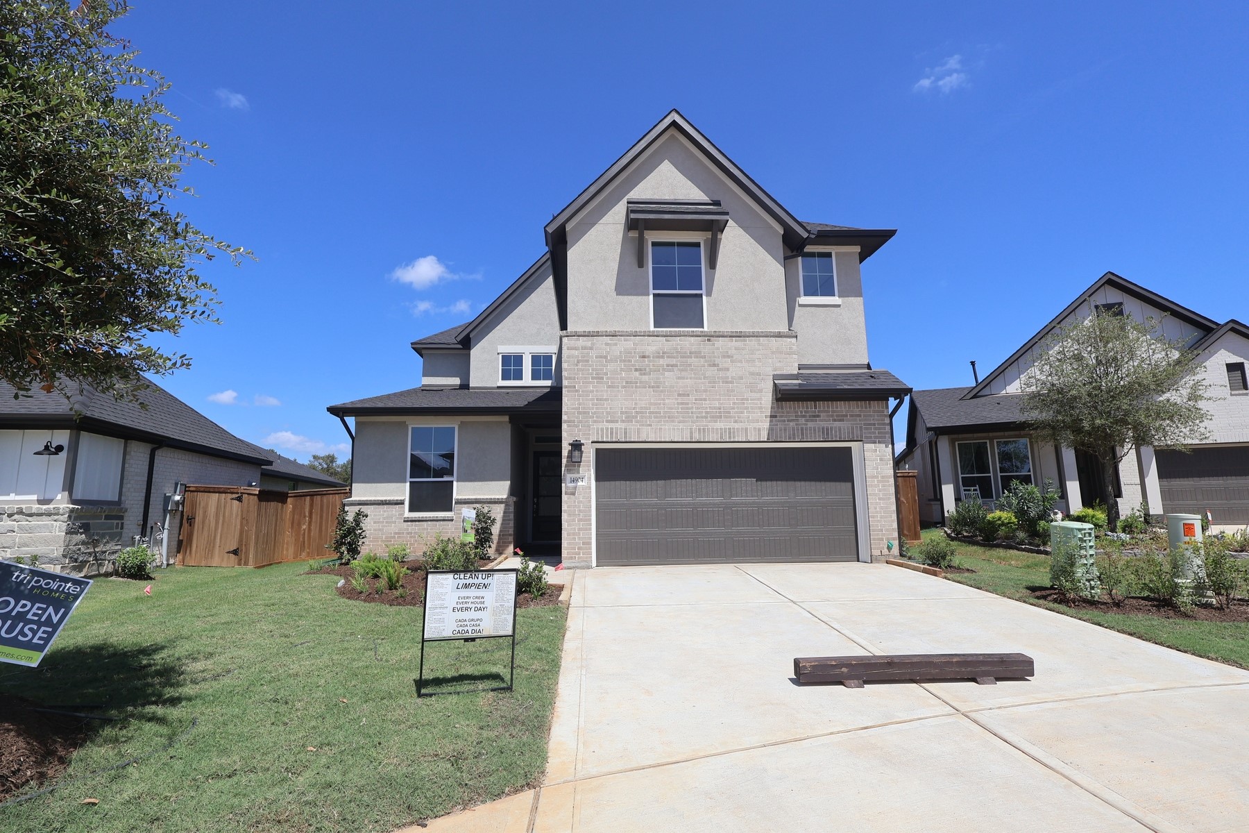 14904 Clover Meadow Lane Property Photo 1