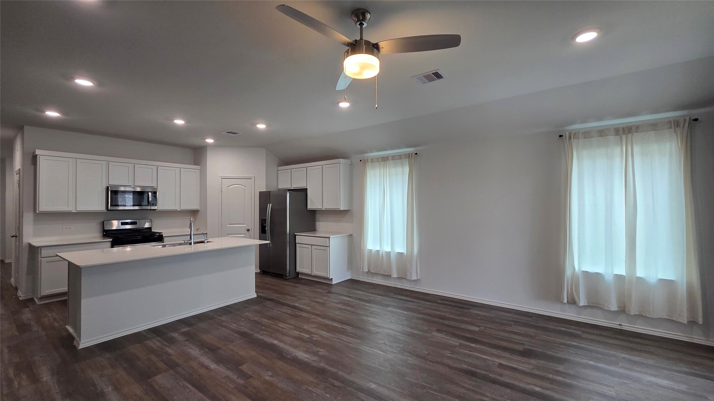 6110 Ginevra Summers Drive Property Photo 11