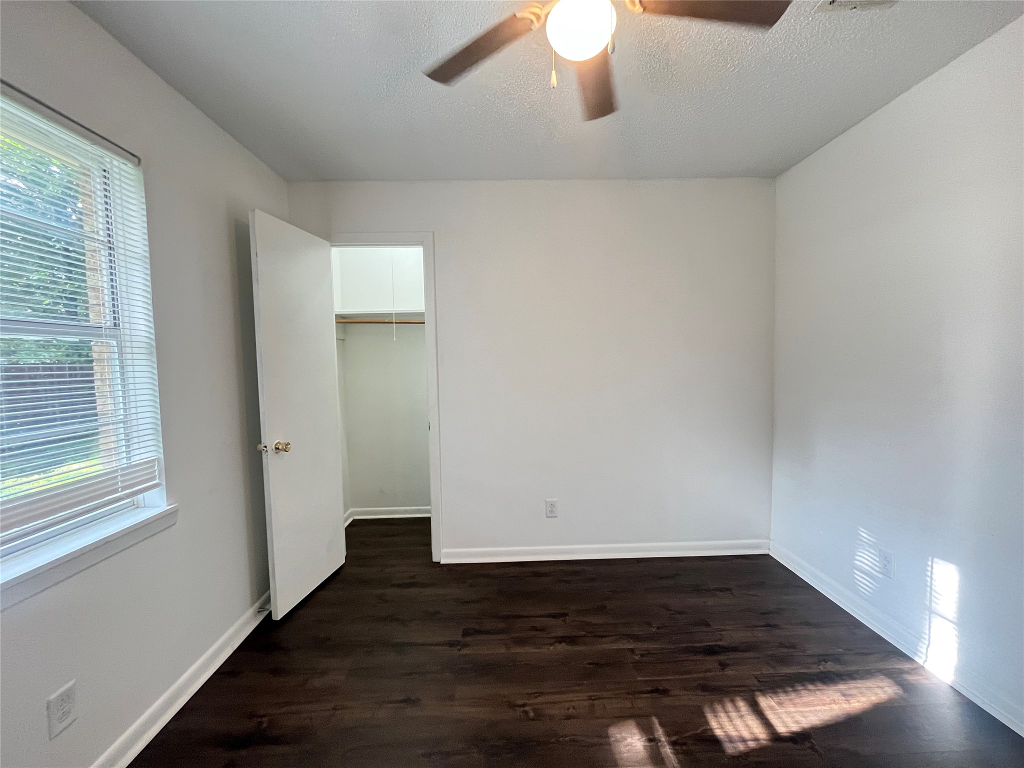 409 La Bradford Drive Property Photo 14
