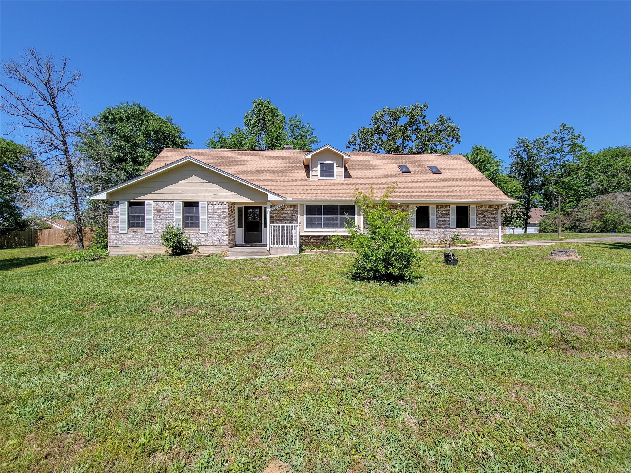 175 Greenwood Drive Property Photo 3