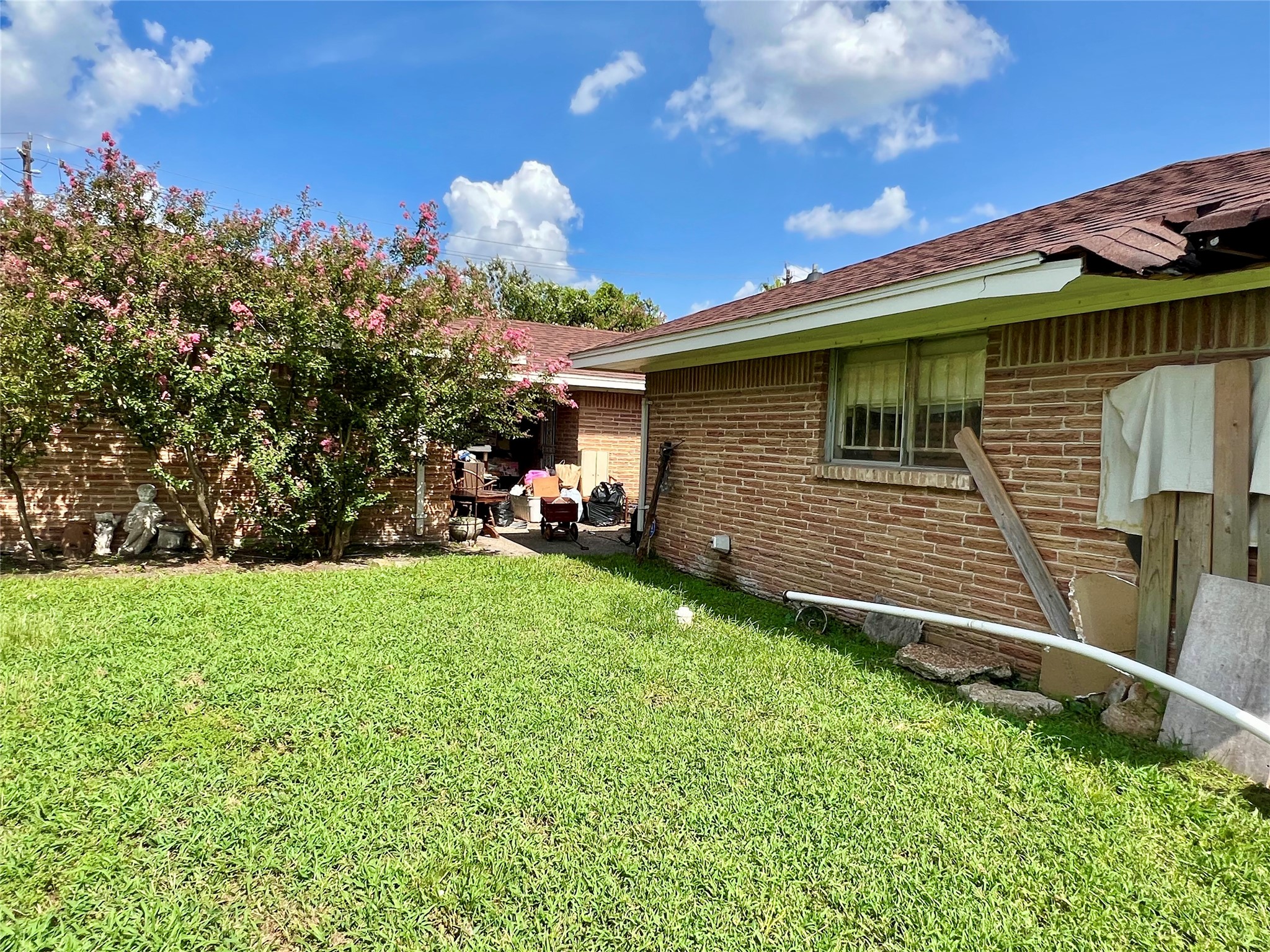 2203 Droxford Drive Property Photo 10