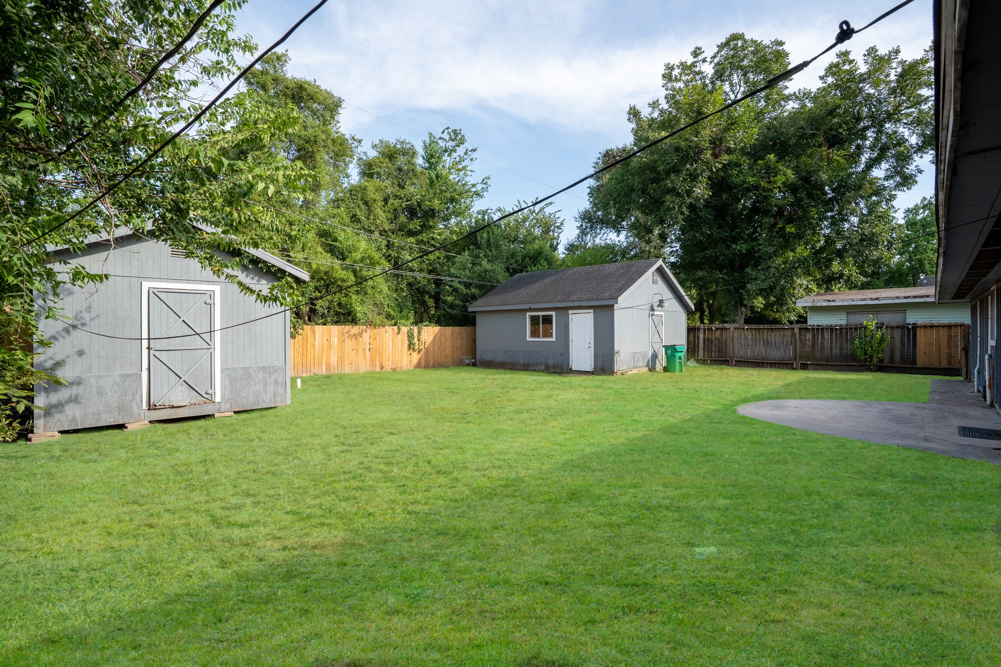 2906 Newcastle Drive Property Photo 15