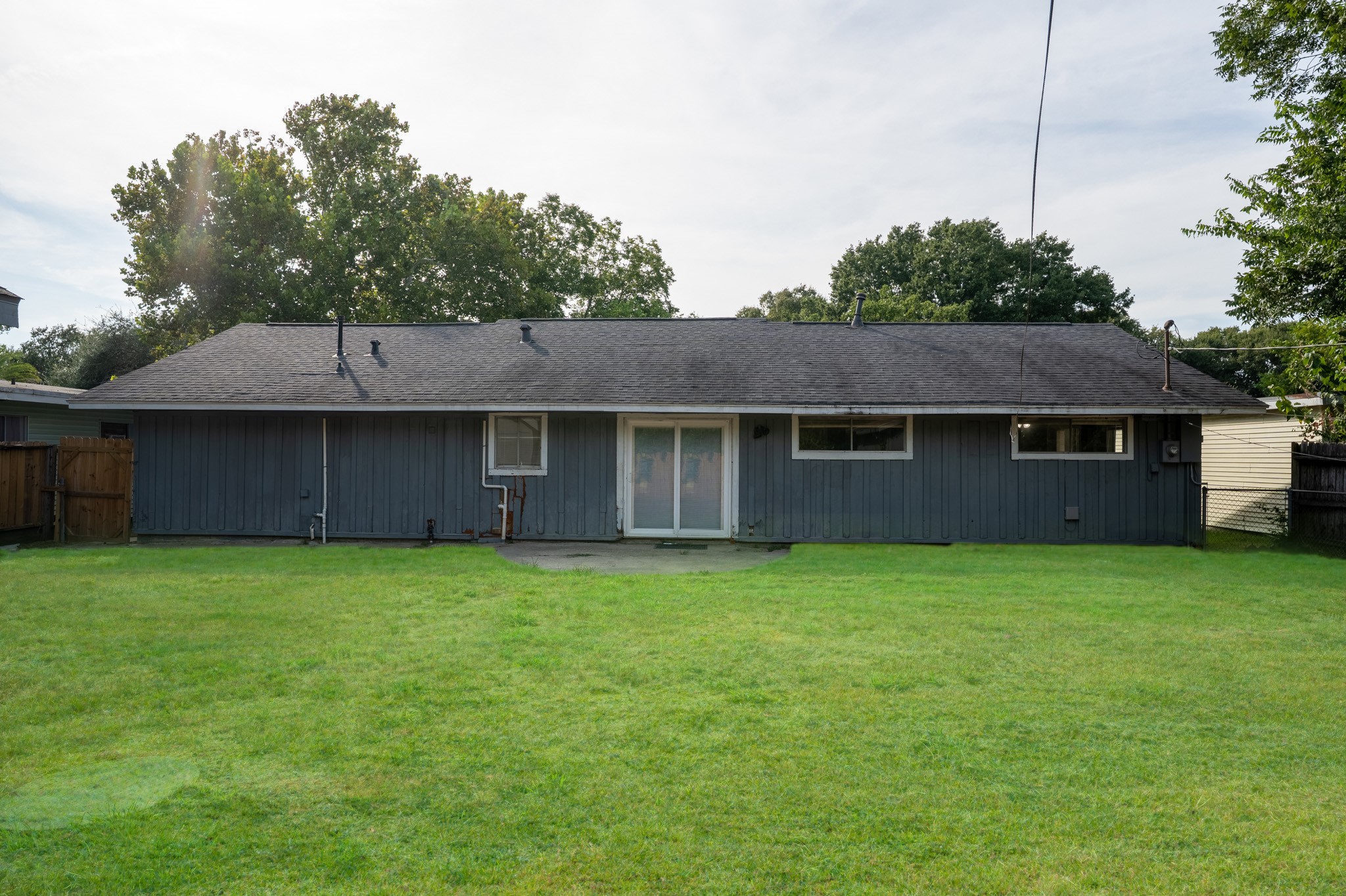 2906 Newcastle Drive Property Photo 17