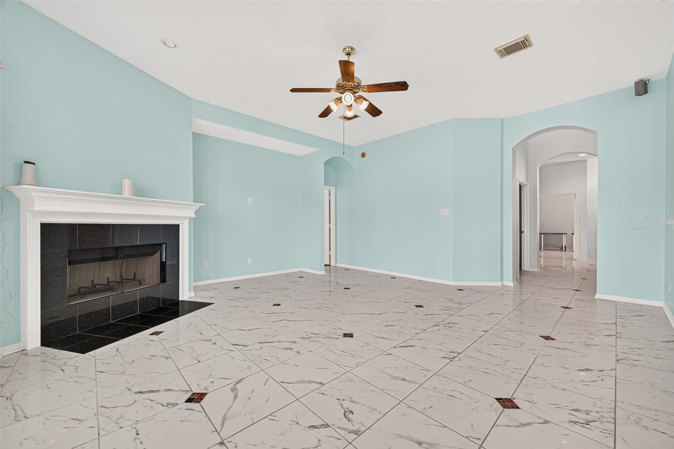 12338 Ashford Hollow Drive Property Photo 11