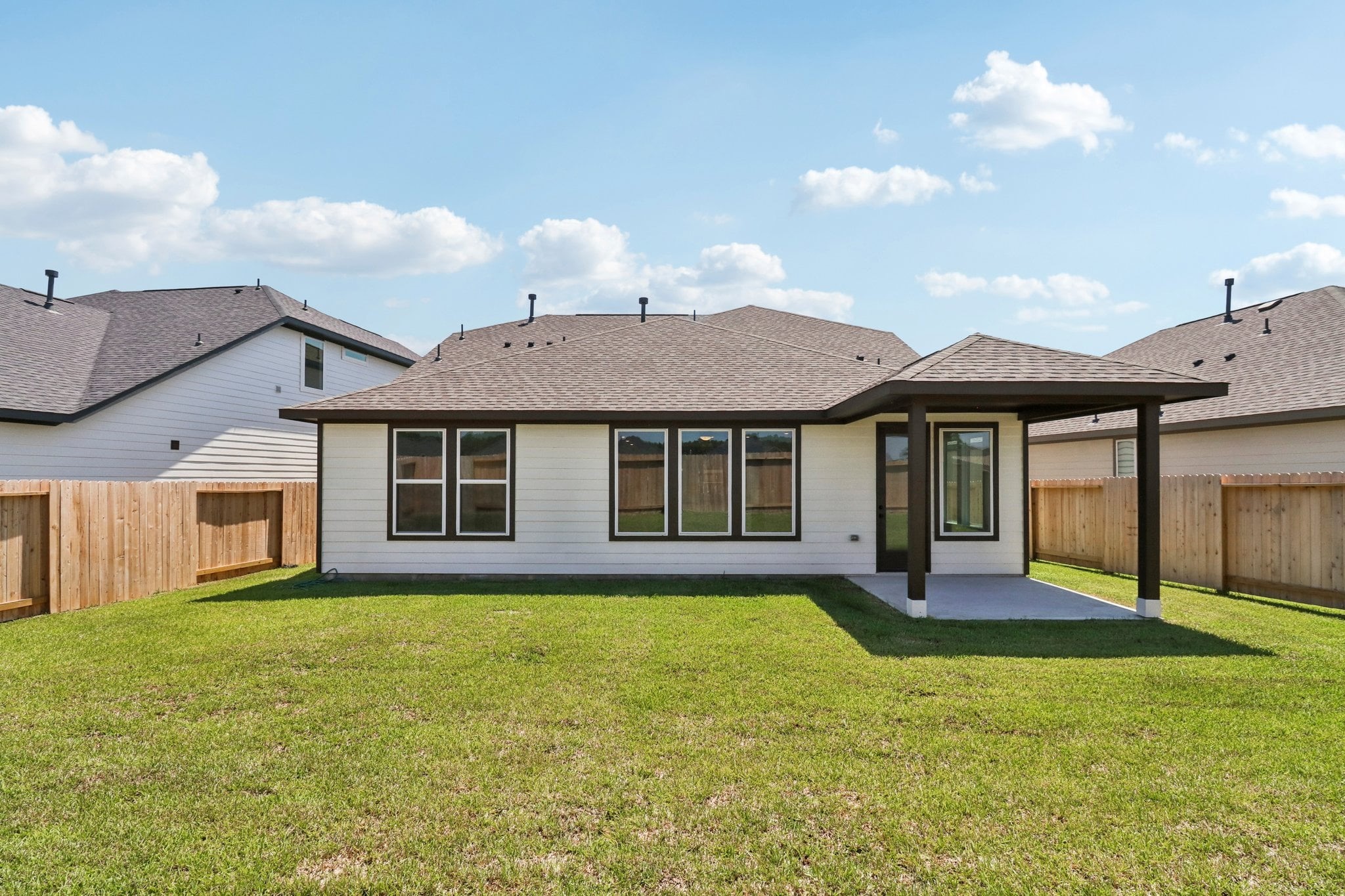 14470 Trumpet Lane Property Photo 4