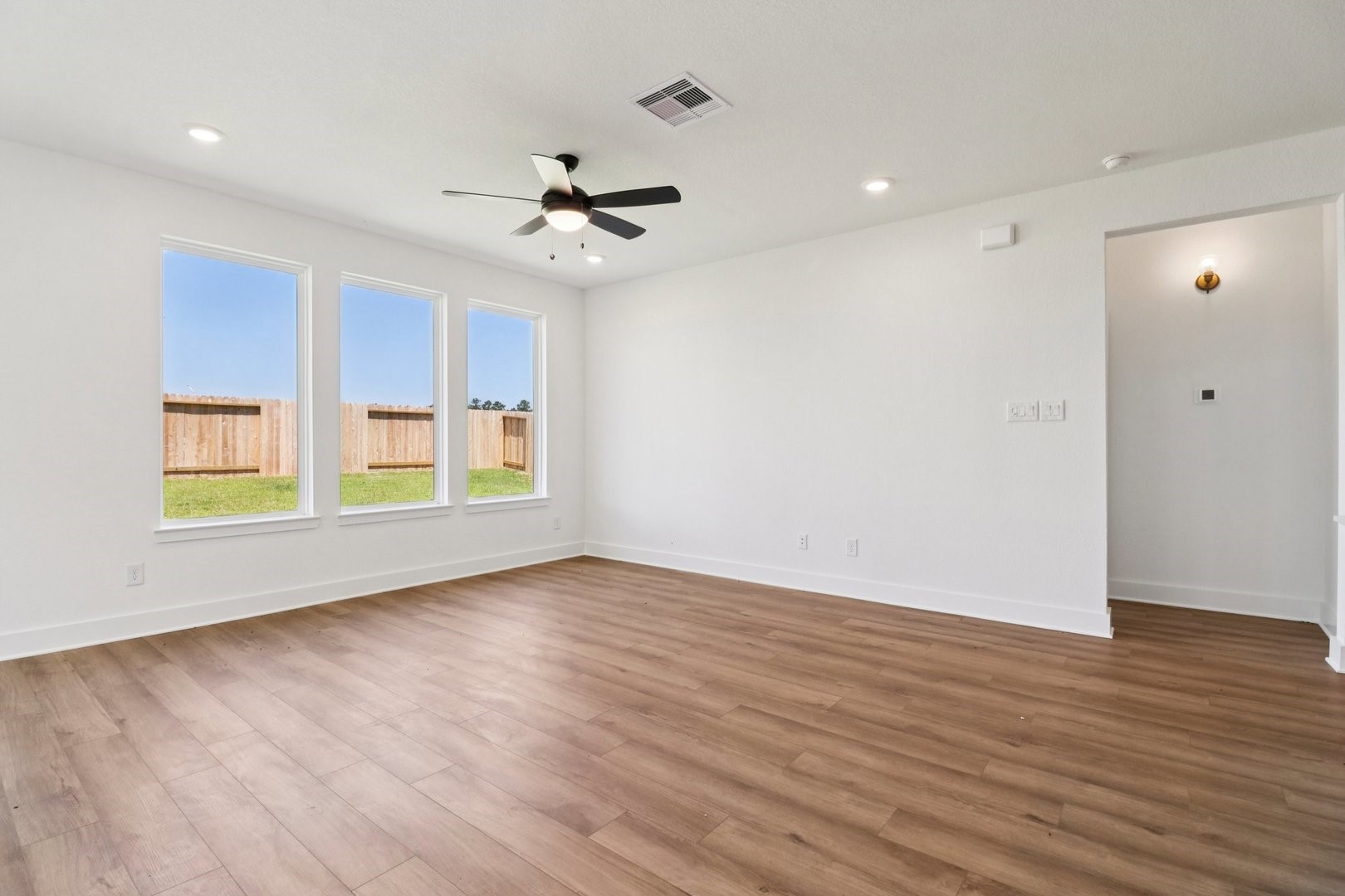 14470 Trumpet Lane Property Photo 14