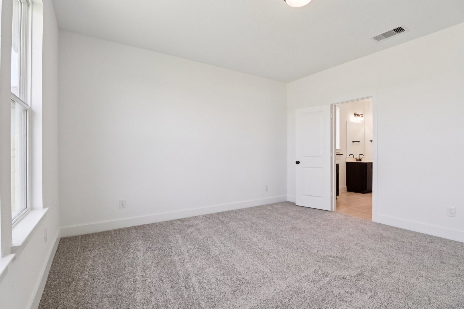 14470 Trumpet Lane Property Photo 19