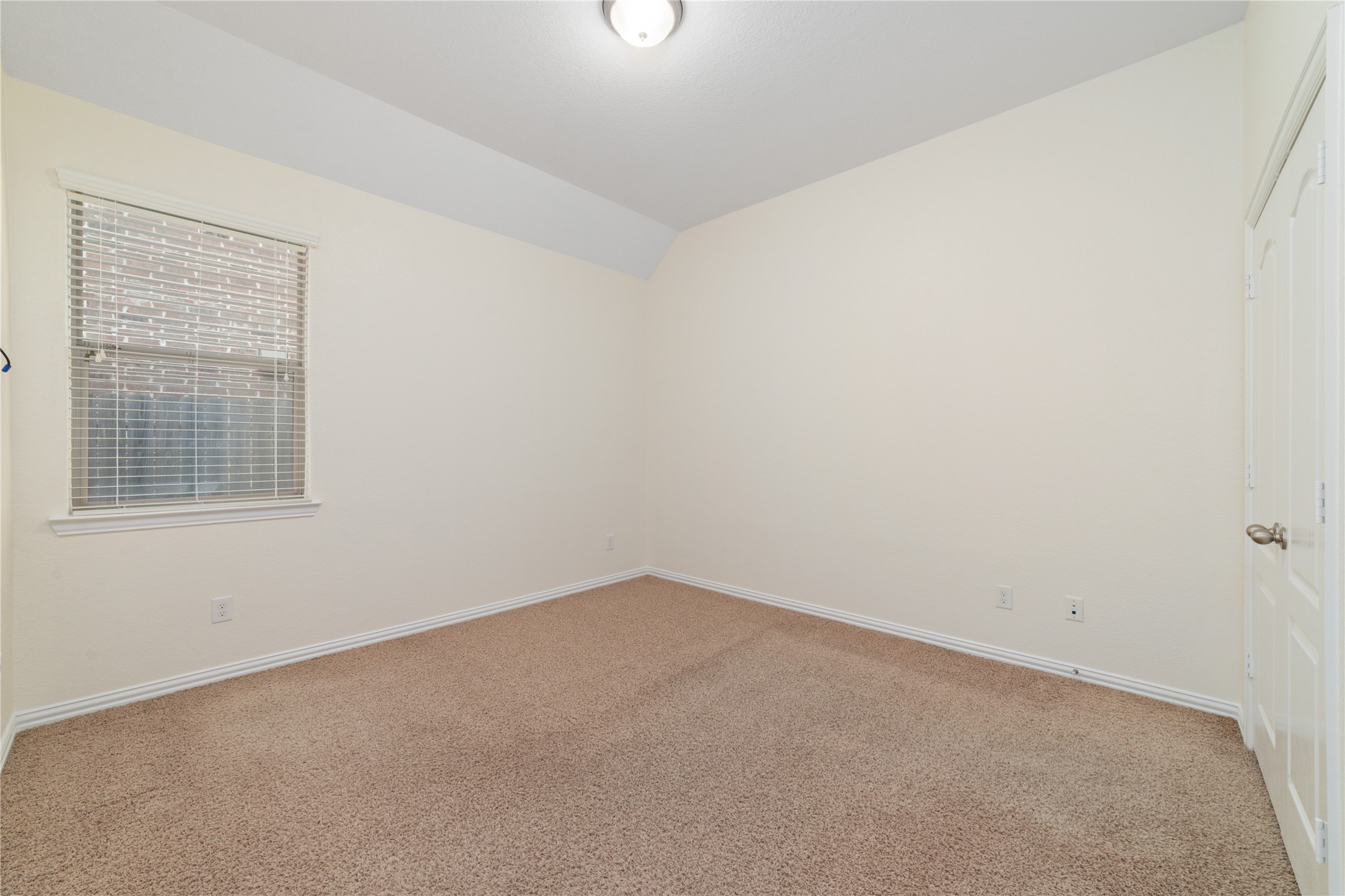 17314 Aldenwilds Lane Property Photo 12