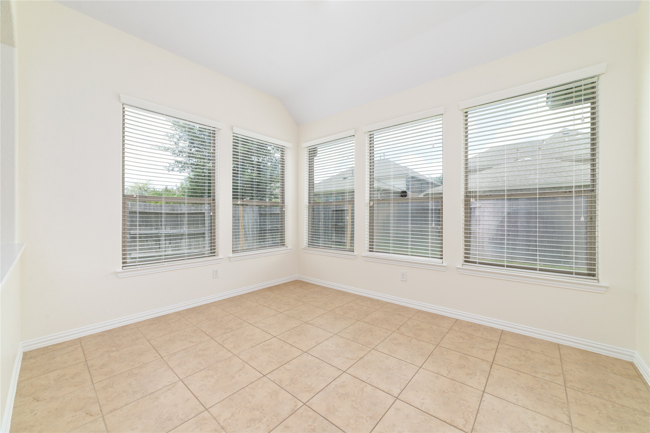 17314 Aldenwilds Lane Property Photo 27