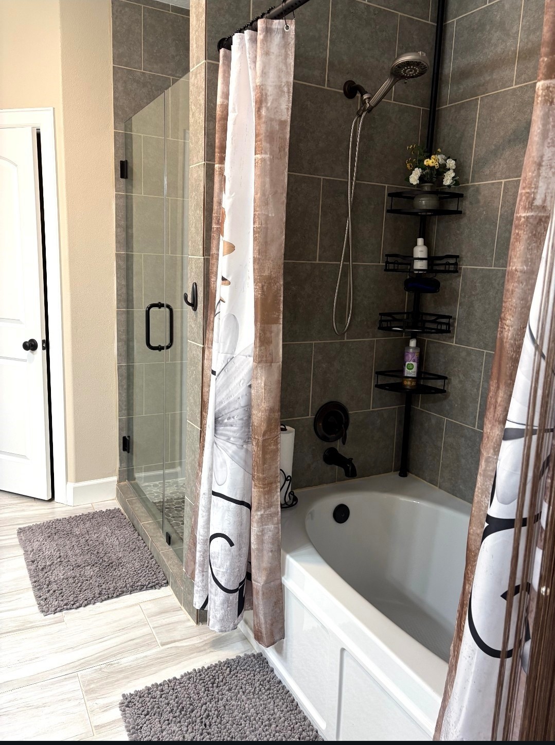 56 Zinnia Court Property Photo 3