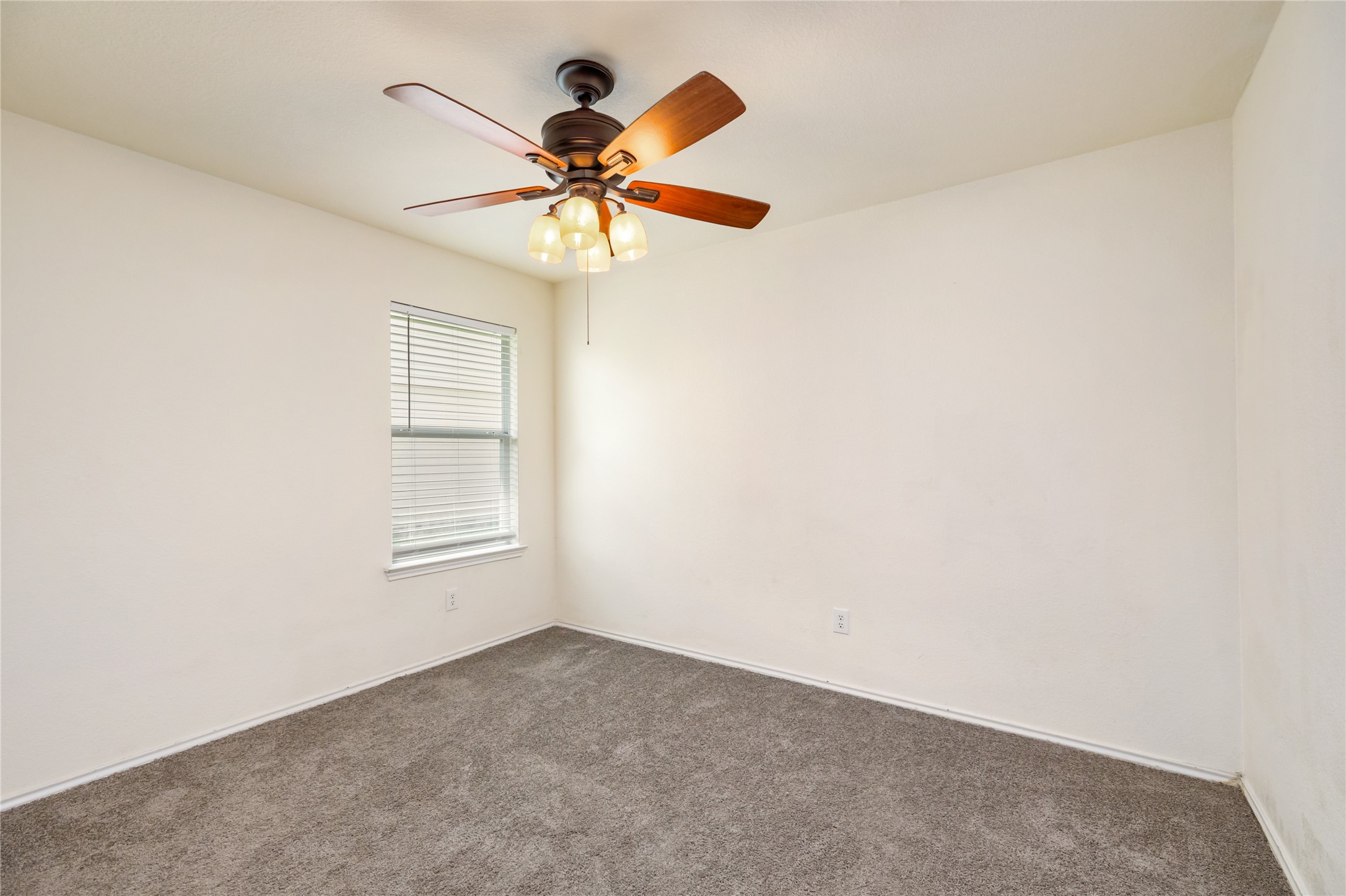 22031 Silverfield Park Lane Property Photo 19