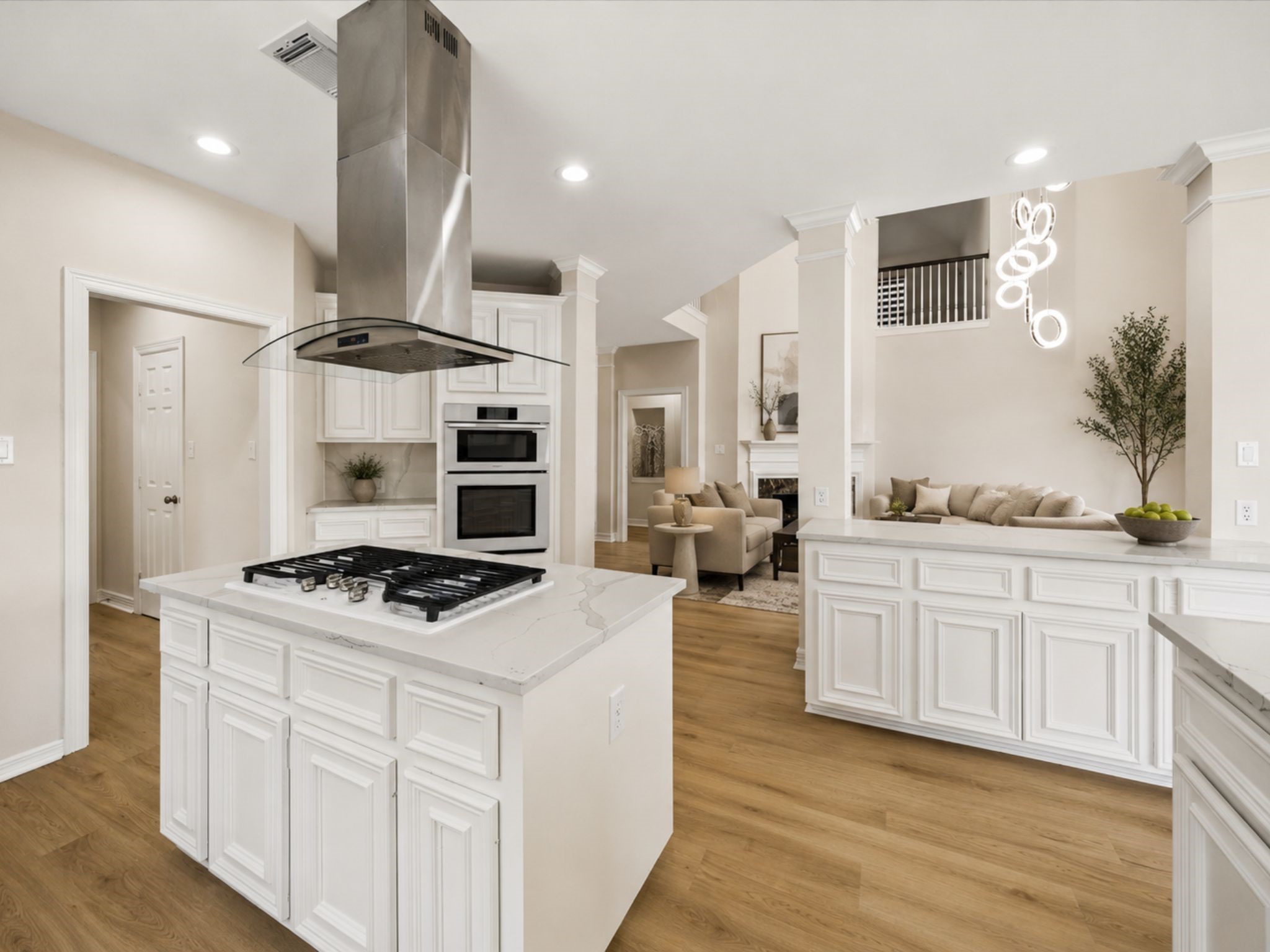 2302 Upland Park Drive Property Photo 8