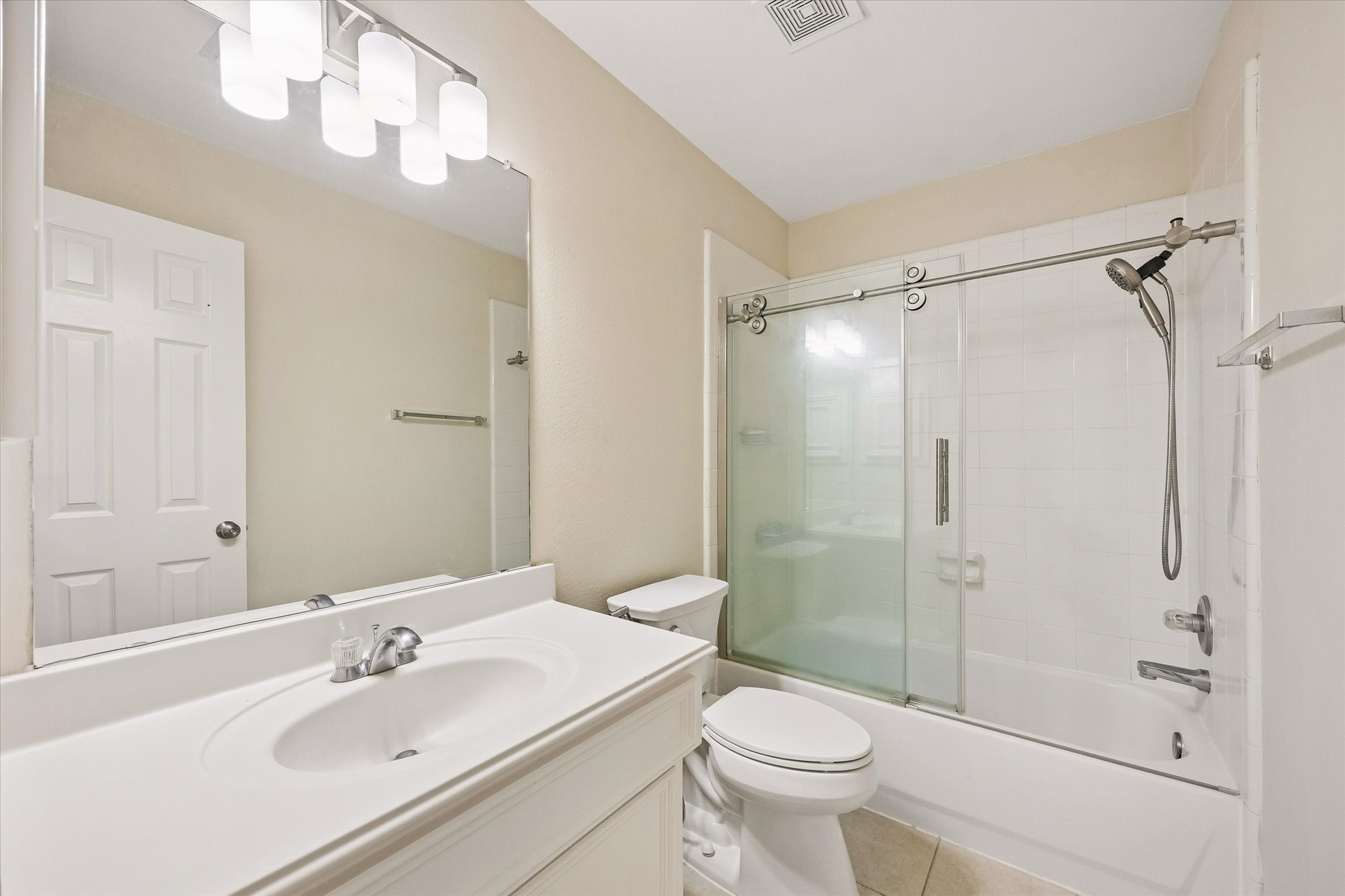 2302 Upland Park Drive Property Photo 25