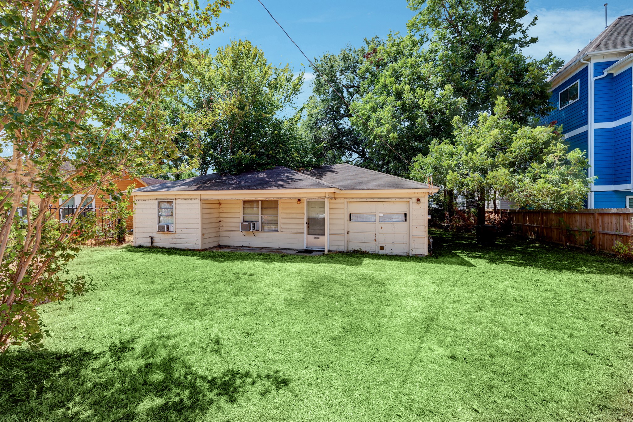 1124 W 23rd Street Property Photo 10
