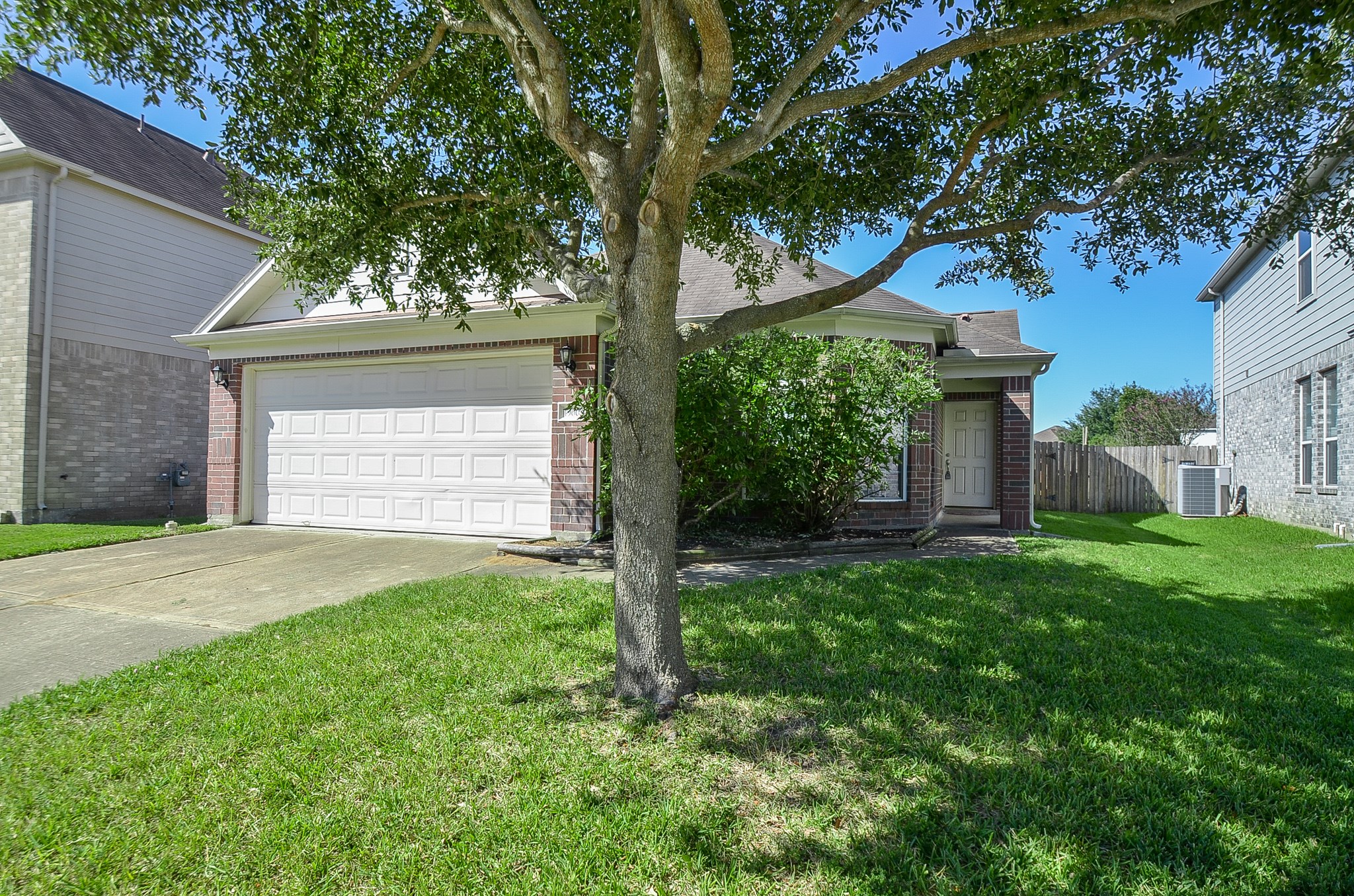 19603 Hancock Oak Street Property Photo 1