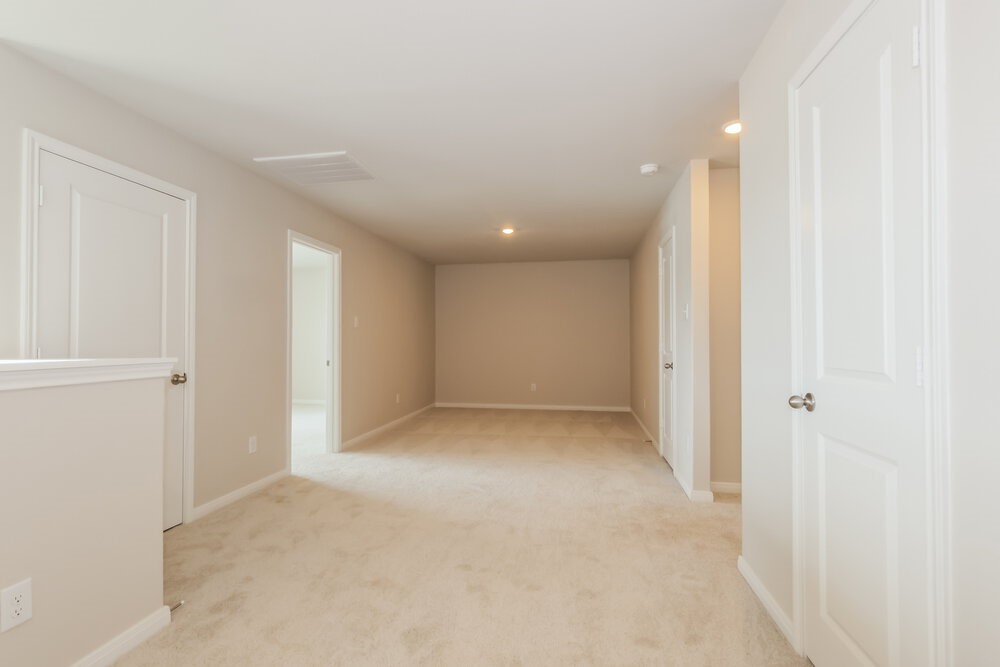 15652 Plum Brook Drive Property Photo 9