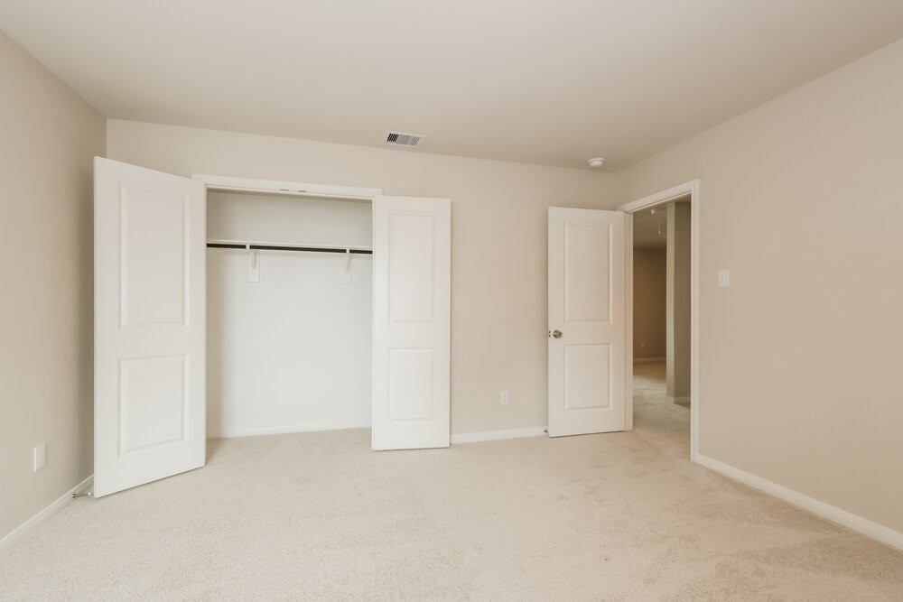 15652 Plum Brook Drive Property Photo 15