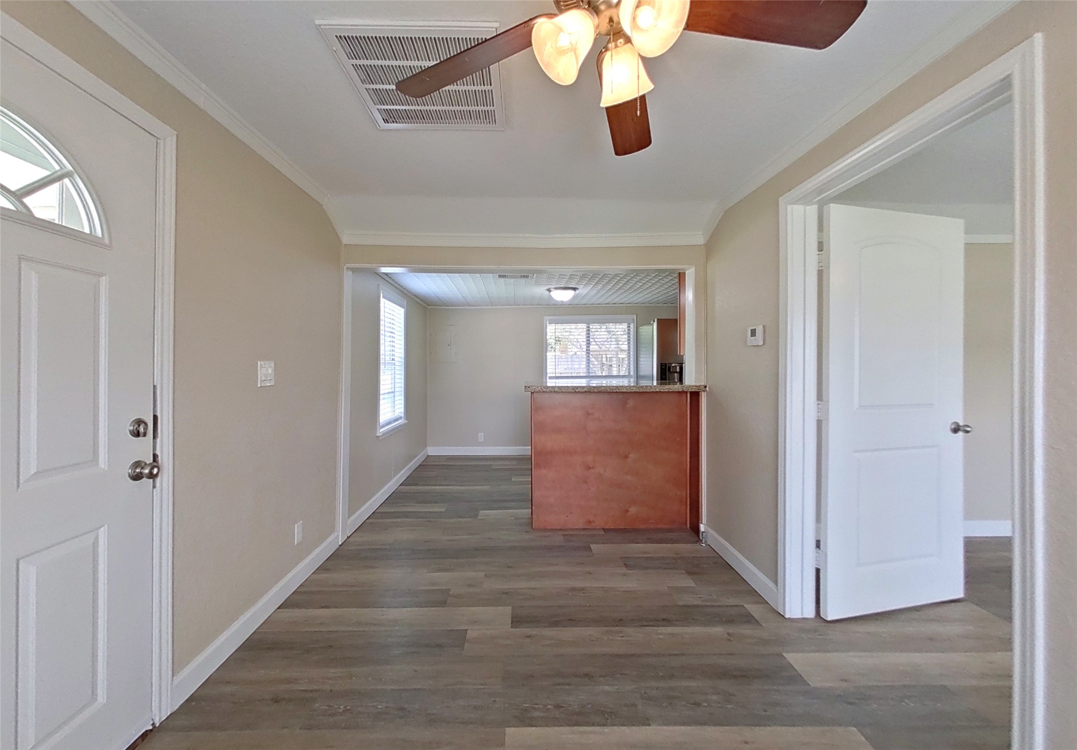 706 S Blackwell Street Property Photo 7