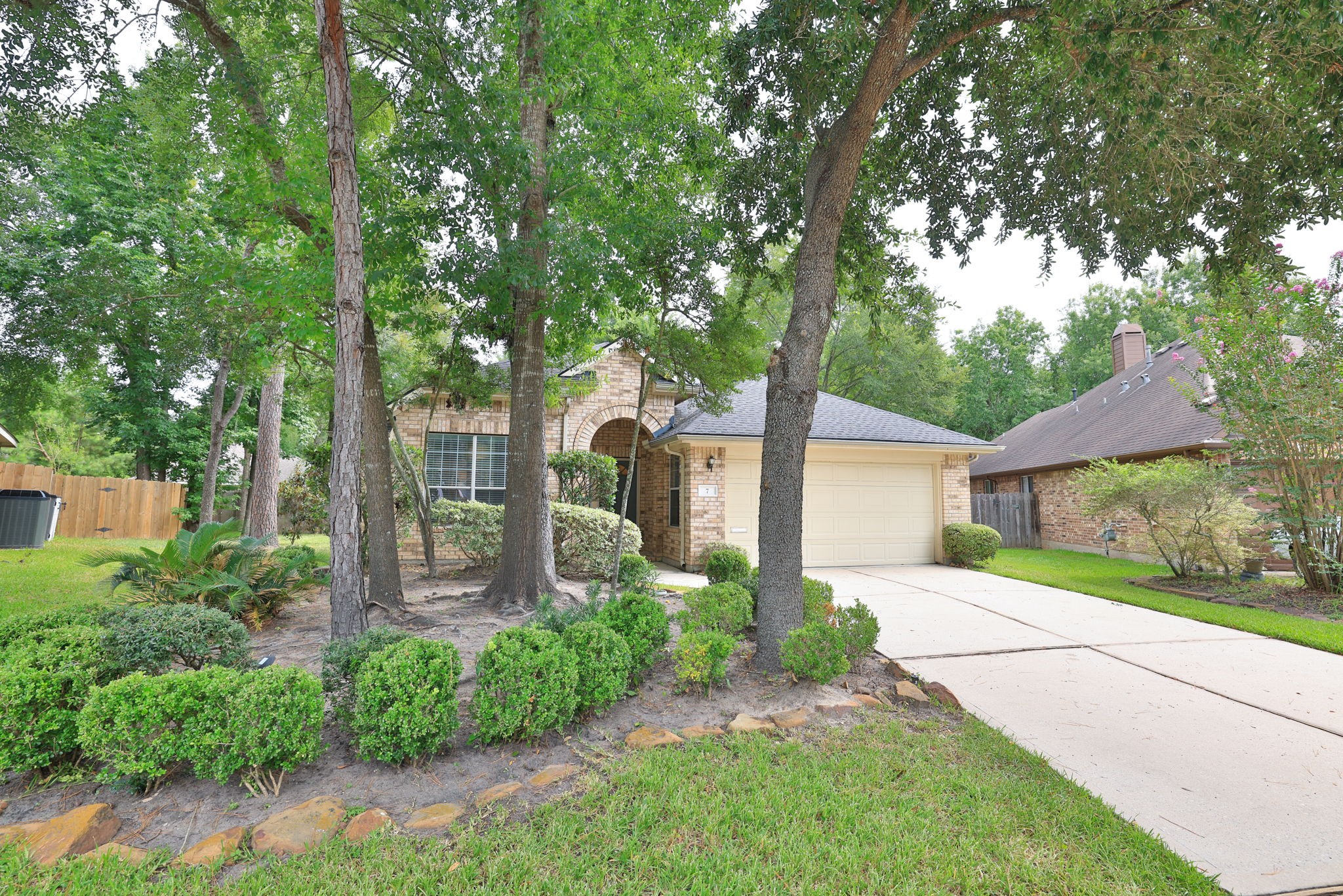 7 N Regan Mead Circle Property Photo 3