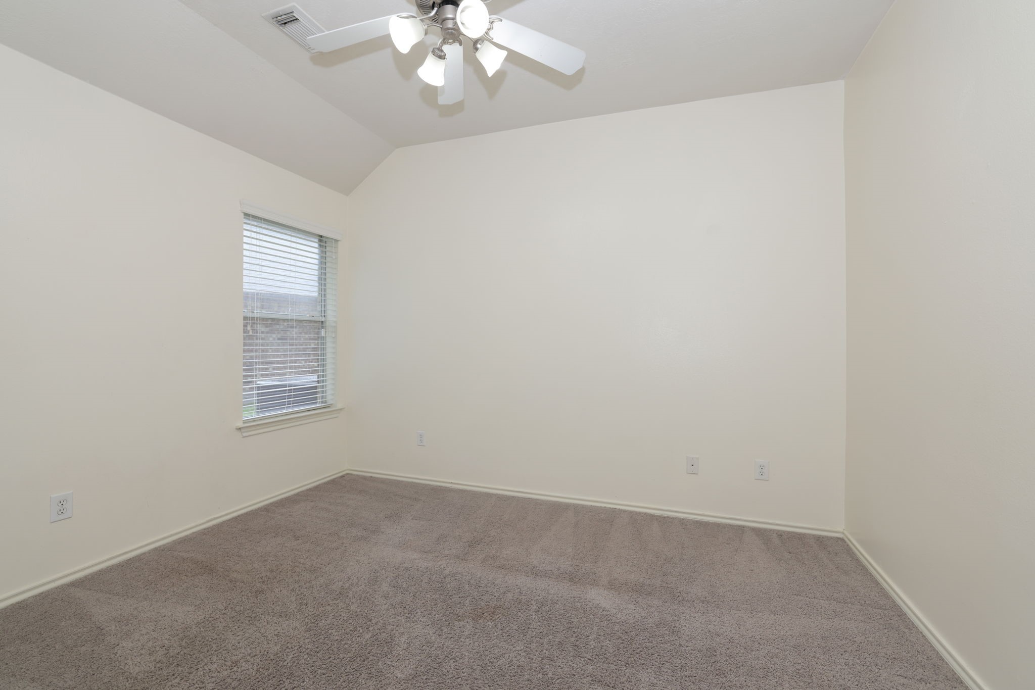 7 N Regan Mead Circle Property Photo 31