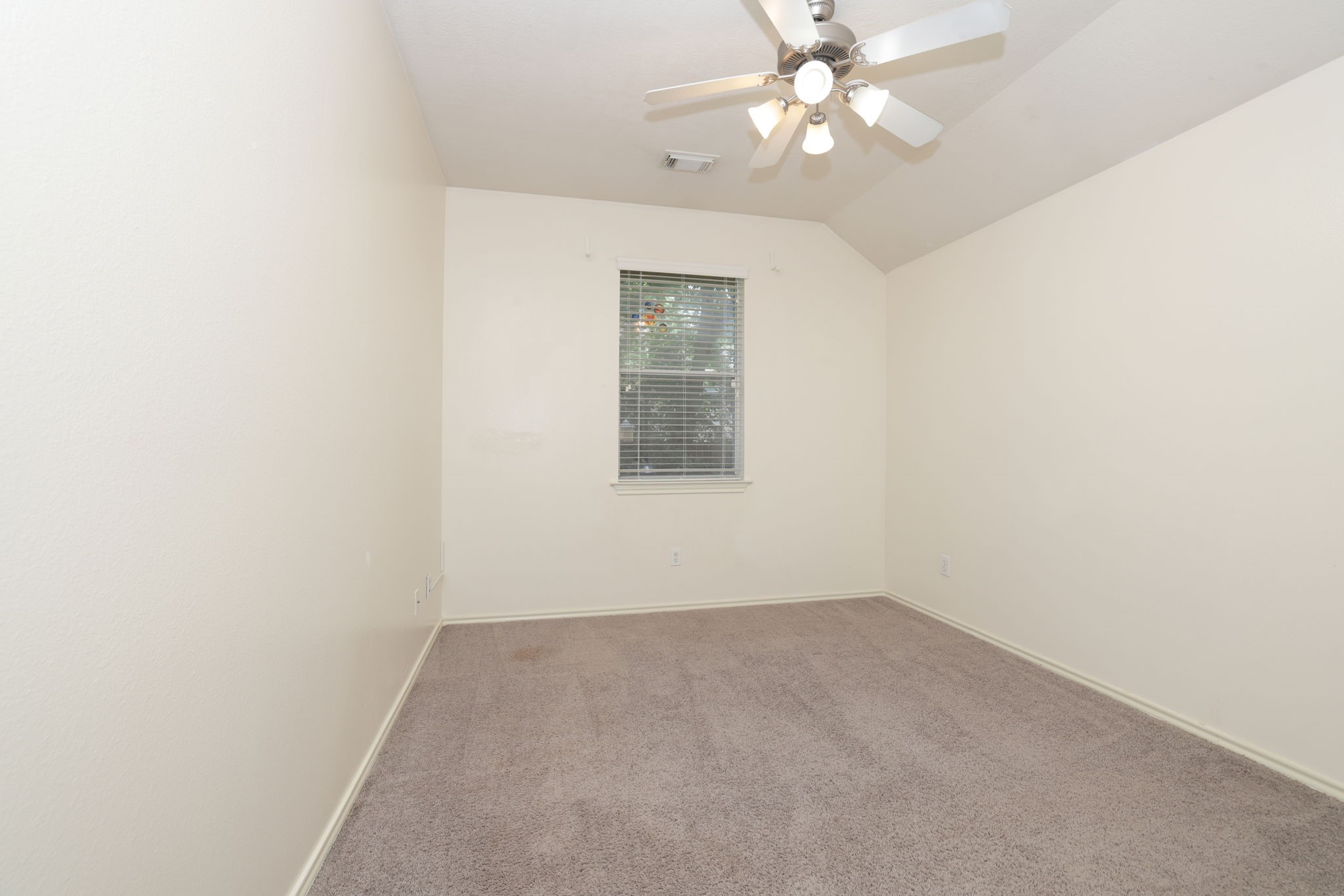 7 N Regan Mead Circle Property Photo 33