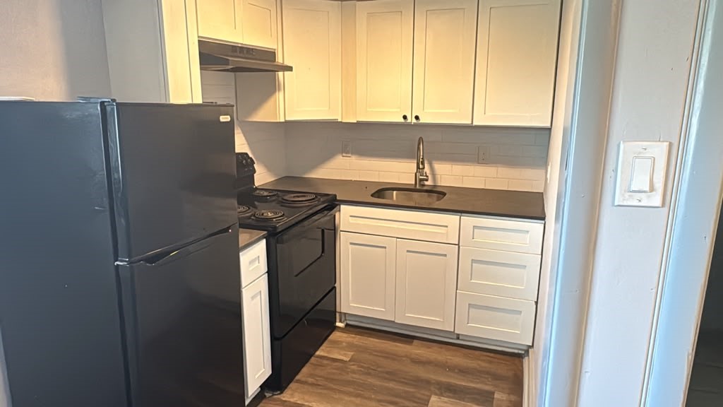 10209 Wiggins Street B Property Photo 1