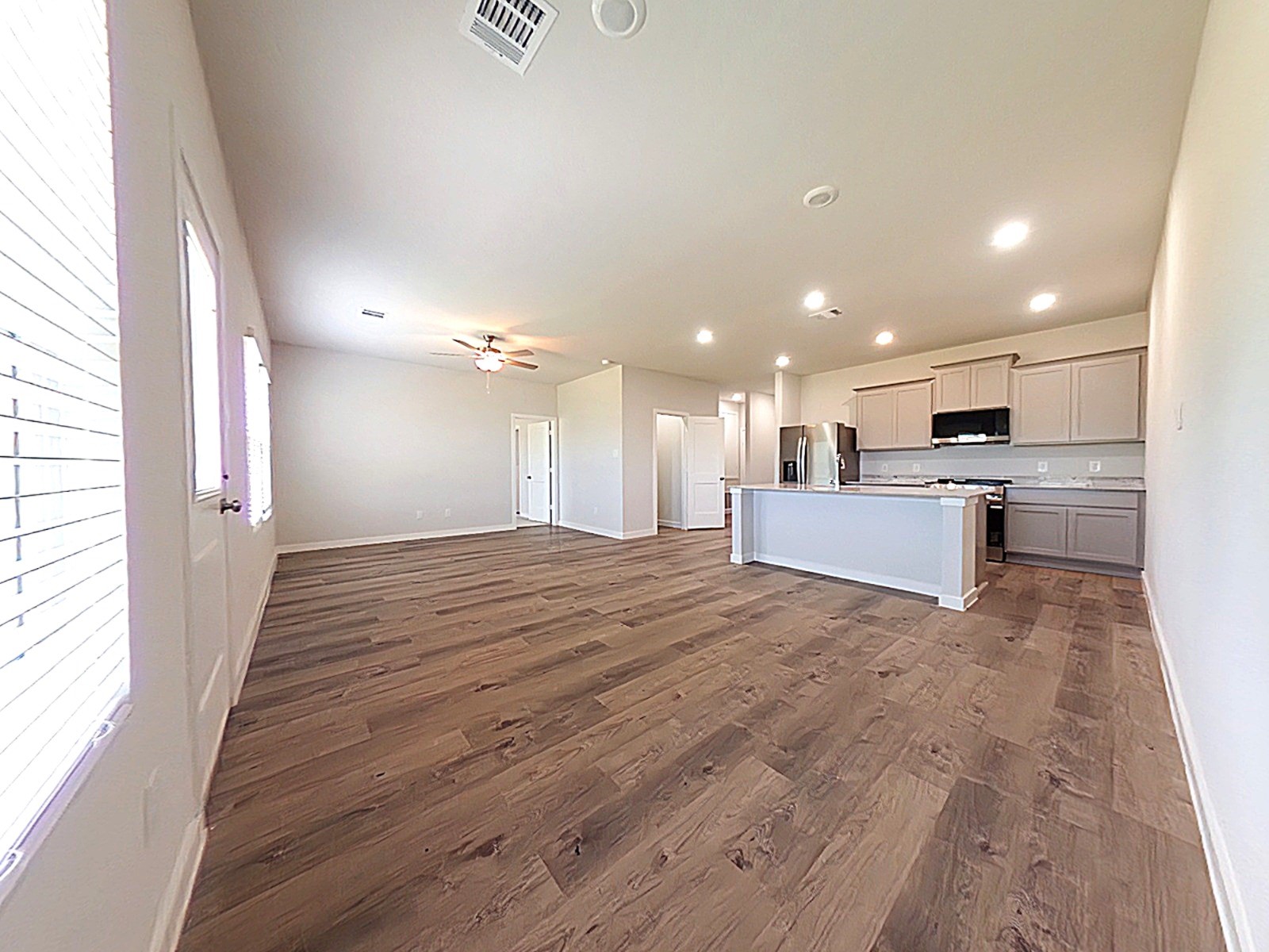 523 Shoreview Drive Property Photo 7