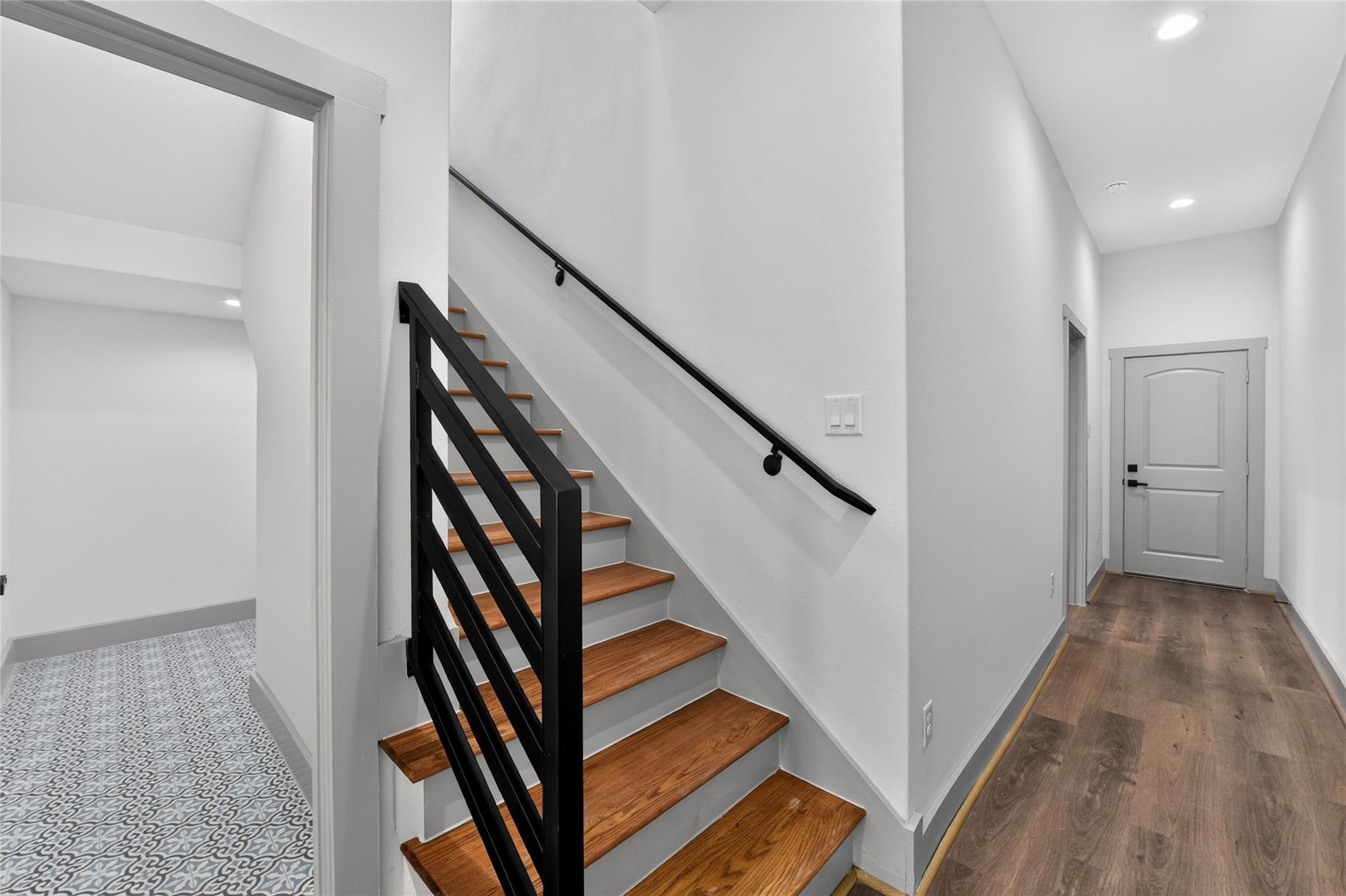 6815 Stearns Street Property Photo 20